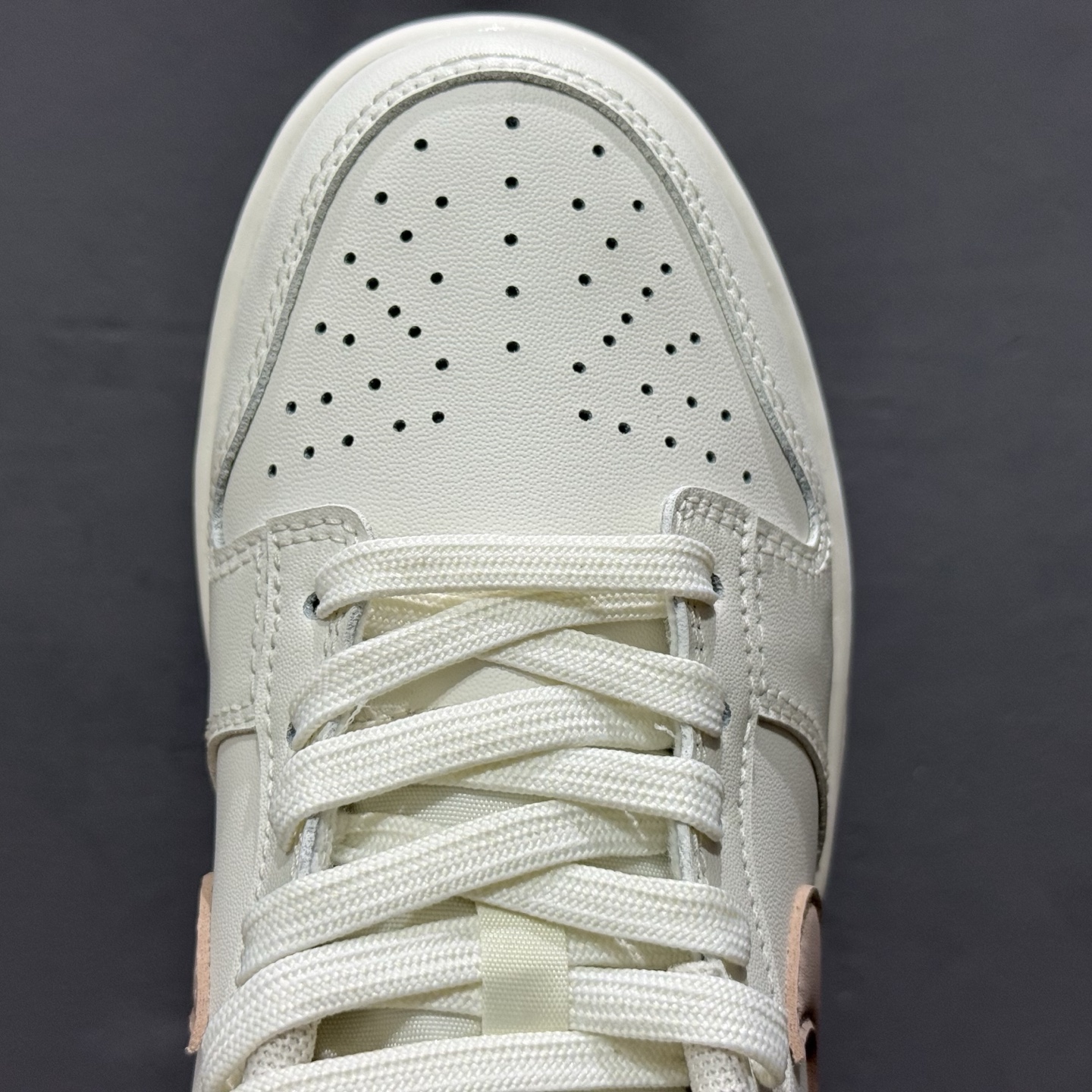 Nike SB Dunk Low ”Just Do It” 周年高端定制 低帮休闲板鞋 WG0212-014