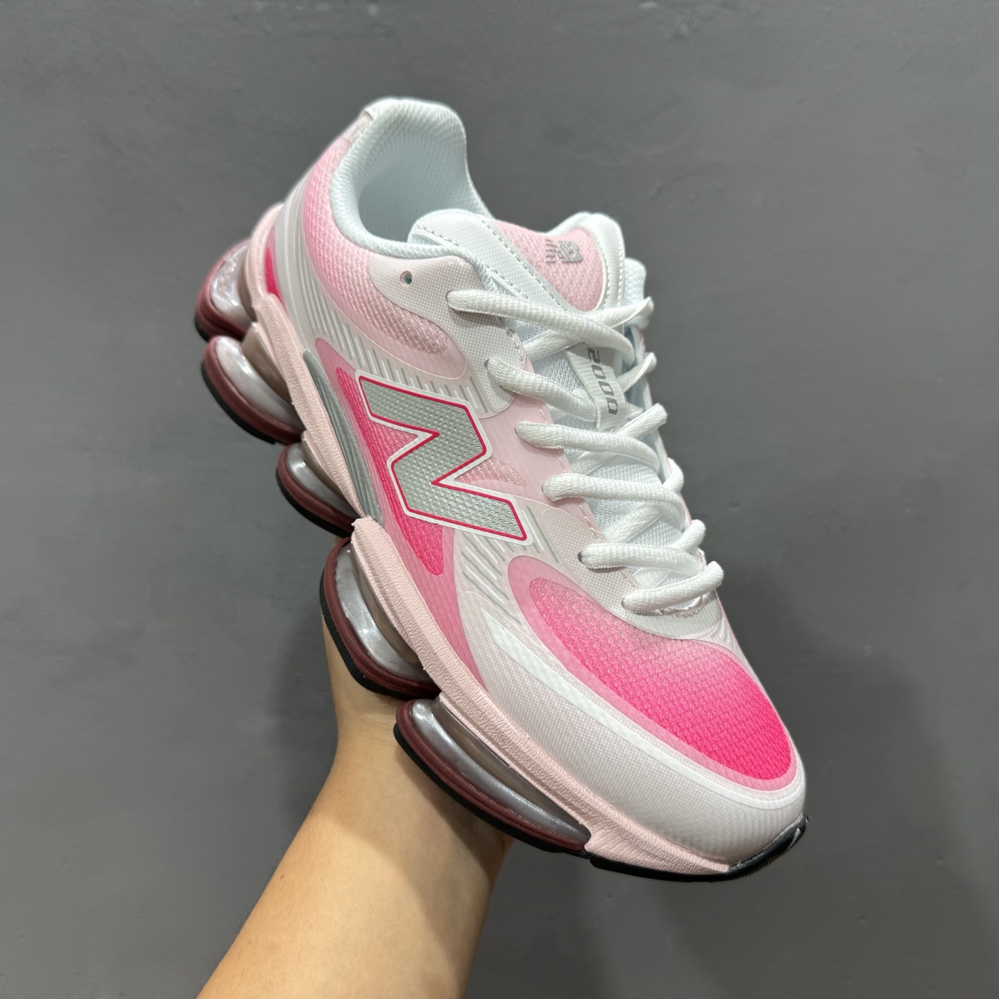 新百伦NEW BALANCE 2000系列复古潮流网眼透气跑鞋2000年代风格轻便耐磨厚底增高 U2000EA