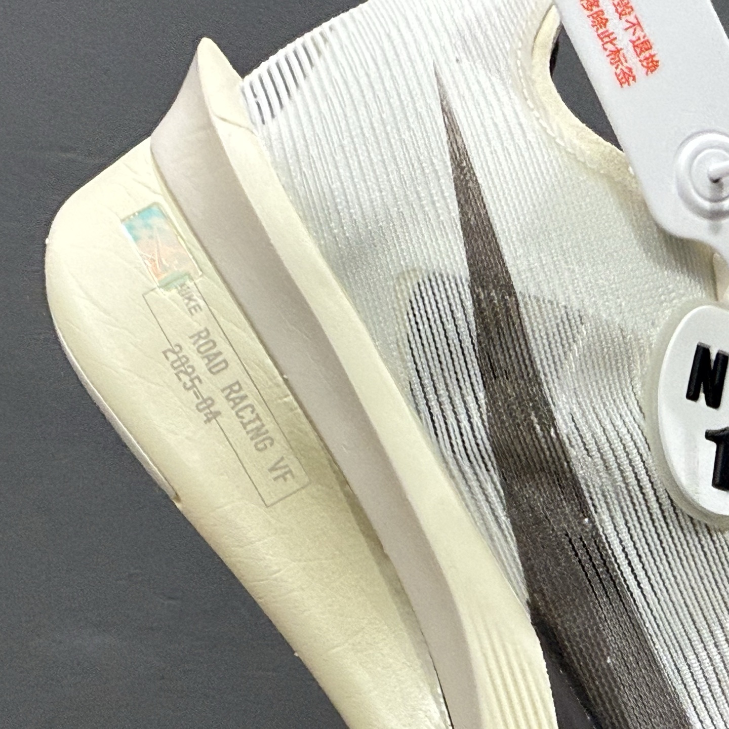 Nike ZoomX Vaporfly NEXT%4 减震马拉松跑步鞋 HV6107-100-High Quatity Cheap Brand wholesale wholesaler seller Clothes Bags handbags Sneakers Top Fashion Clothing Shoes from China Factory Chinese suppliers best Quality Beautiful Price Nike ZoomX Vaporfly NEXT%4 减震马拉松跑步鞋 HV6107-100