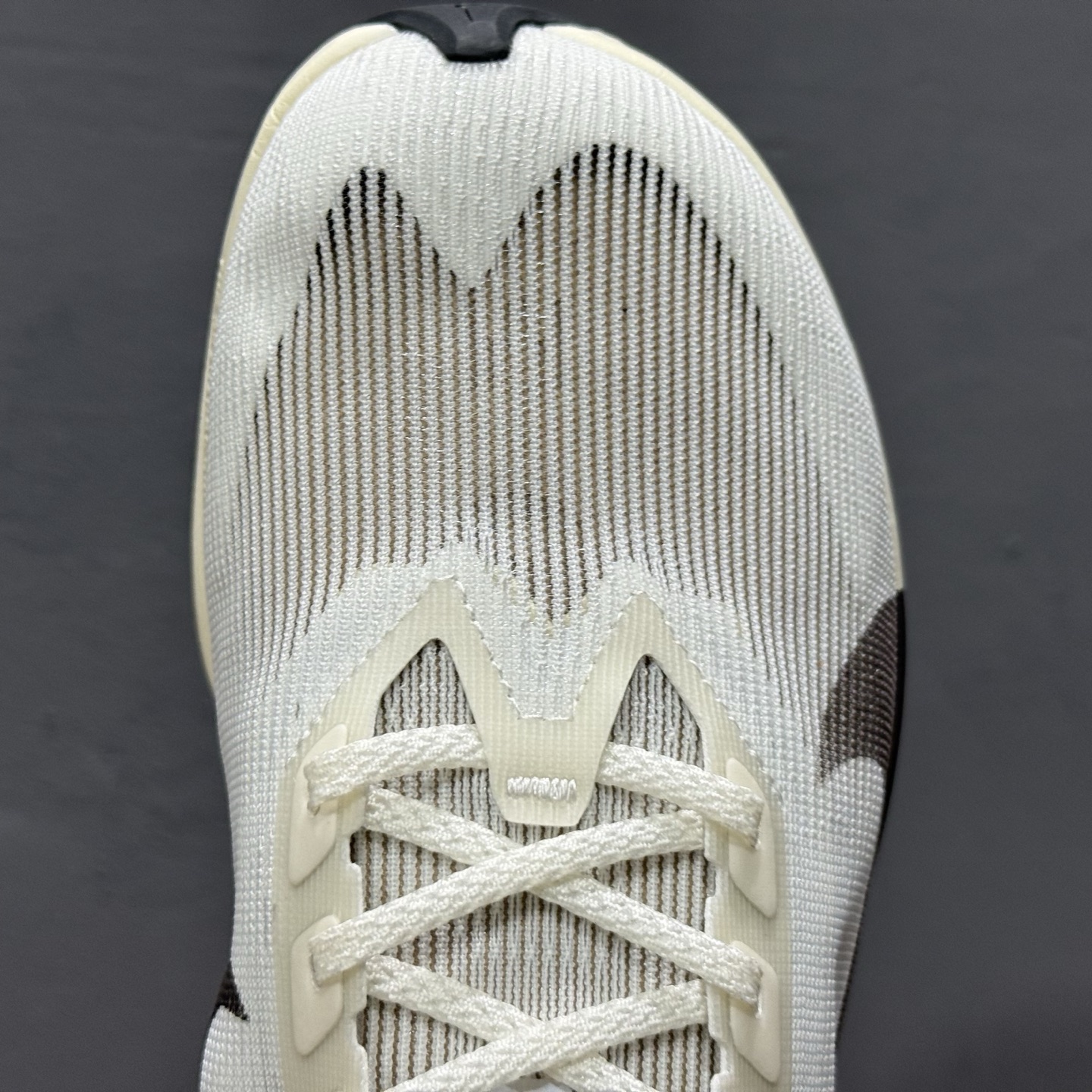 Nike ZoomX Vaporfly NEXT%4 减震马拉松跑步鞋 HV6107-100-High Quatity Cheap Brand wholesale wholesaler seller Clothes Bags handbags Sneakers Top Fashion Clothing Shoes from China Factory Chinese suppliers best Quality Beautiful Price Nike ZoomX Vaporfly NEXT%4 减震马拉松跑步鞋 HV6107-100