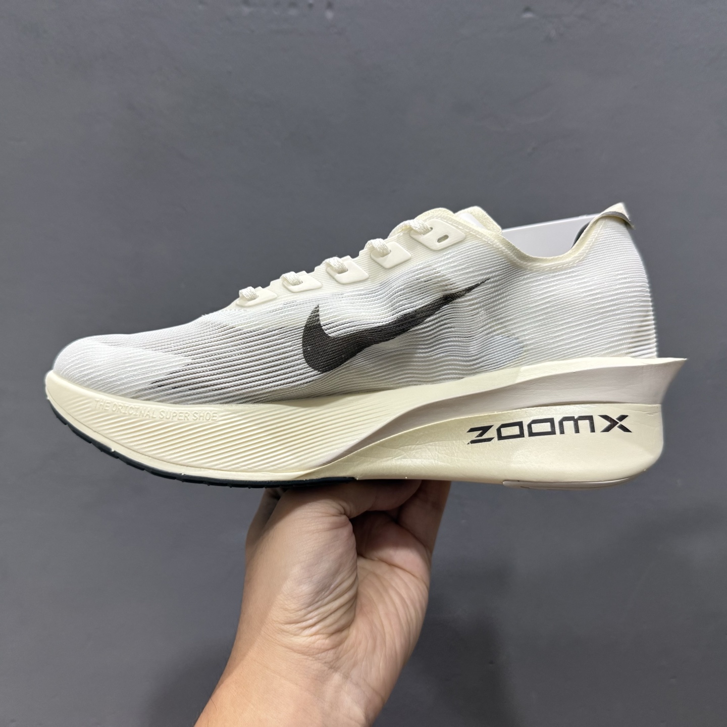 Nike ZoomX Vaporfly NEXT%4 减震马拉松跑步鞋 HV6107-100-High Quatity Cheap Brand wholesale wholesaler seller Clothes Bags handbags Sneakers Top Fashion Clothing Shoes from China Factory Chinese suppliers best Quality Beautiful Price Nike ZoomX Vaporfly NEXT%4 减震马拉松跑步鞋 HV6107-100