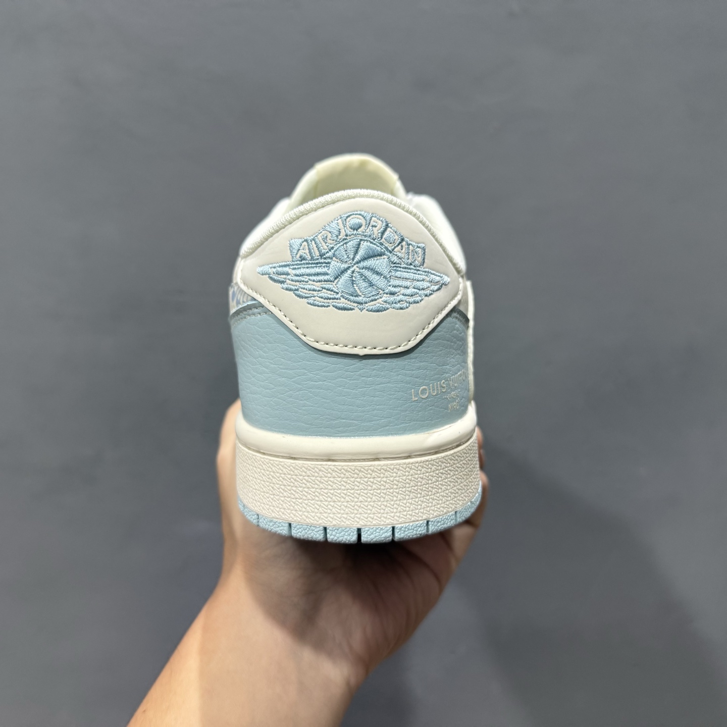 Fragment x Travis Scott x LV Air Jordan 1 Low 三方联名倒钩 XS7089-613