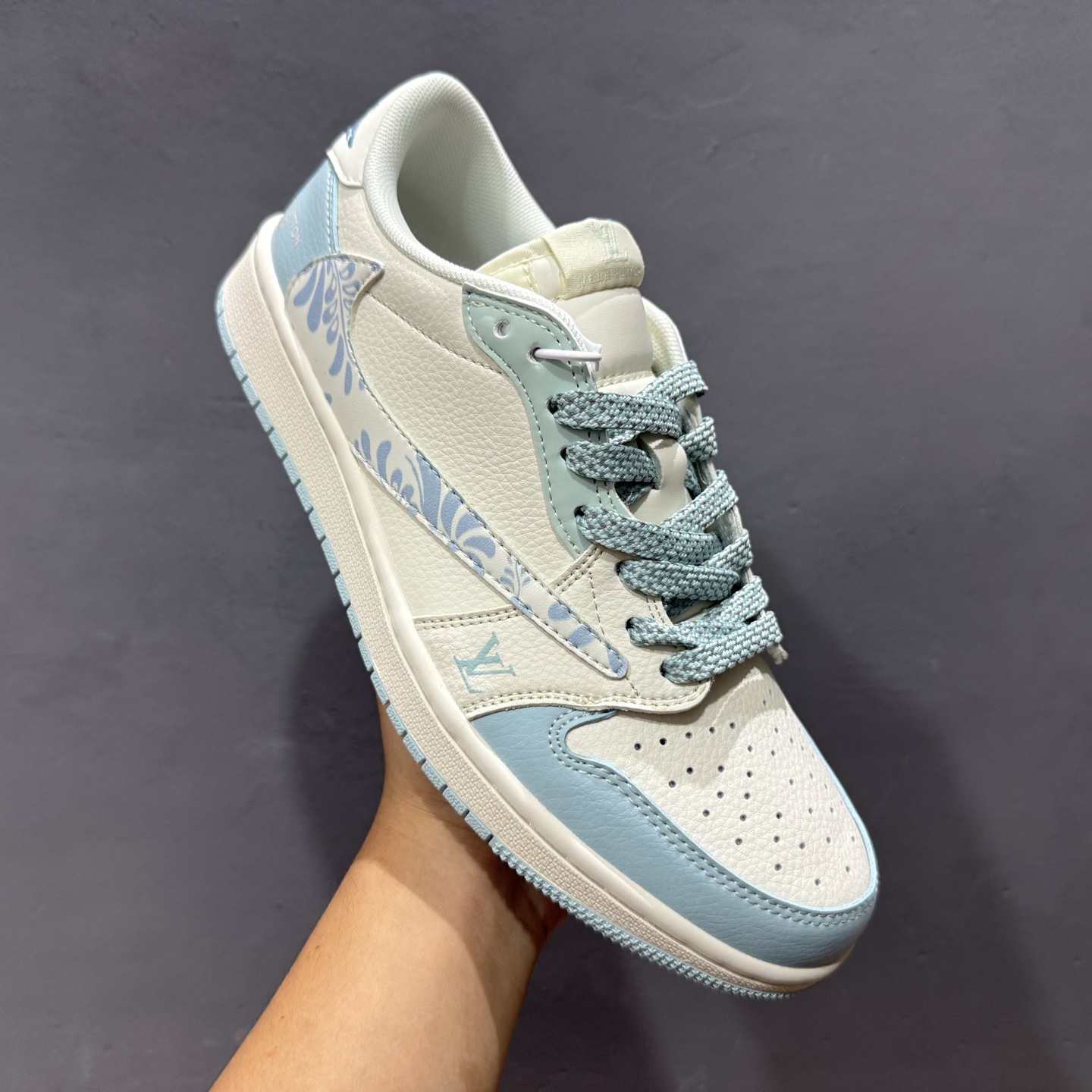 Fragment x Travis Scott x LV Air Jordan 1 Low 三方联名倒钩 XS7089-613
