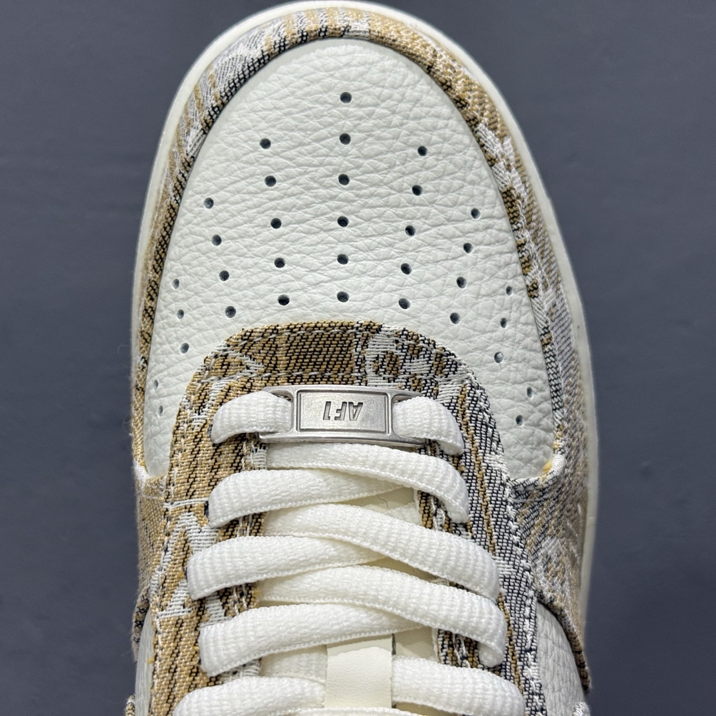 Nike Air Force 1'07 Low LV联名 卡其灰牛仔 空军一号低帮休闲运动板鞋 SC9207-542