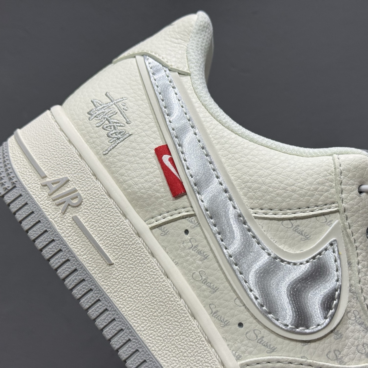 Nike Air Force 1'07 Low 斯图西联名 灰银勾 空军一号低帮休闲运动板鞋 XX3168-209