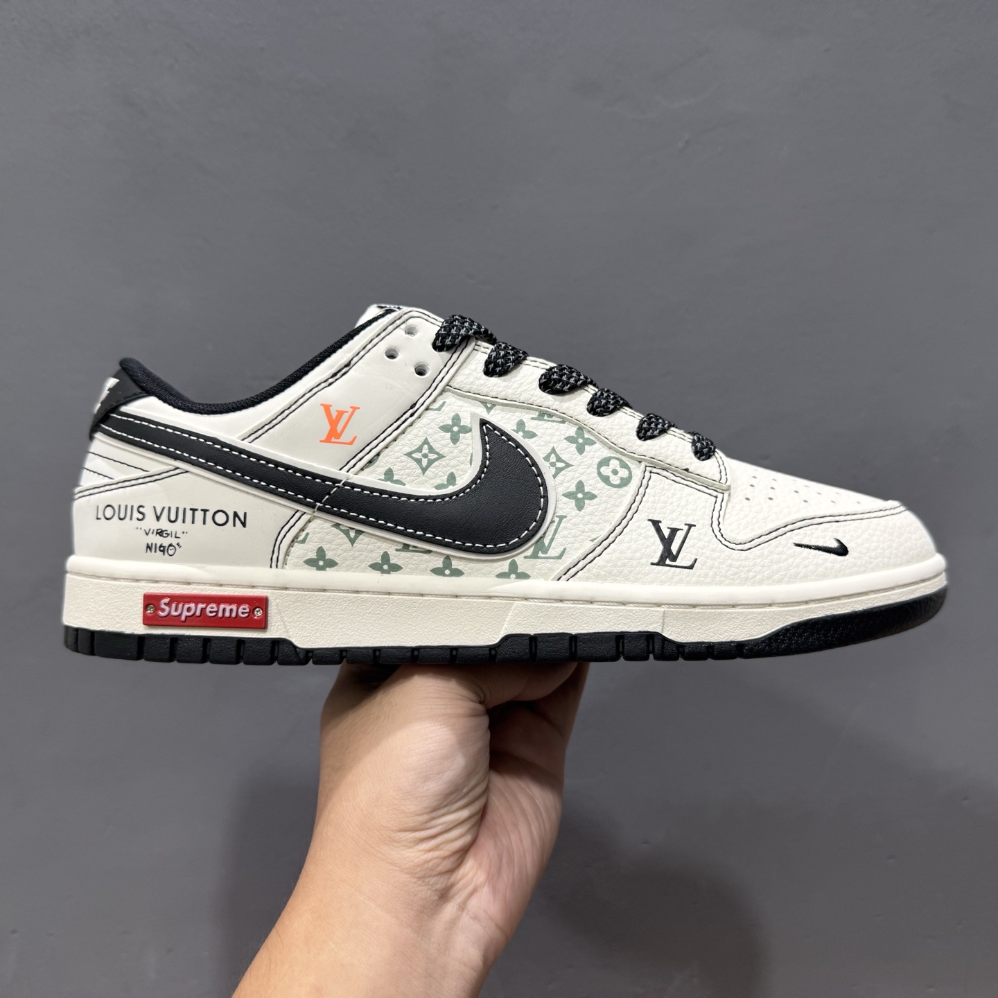 Louis Vuitton x Sup x Nike Dunk Low 黑勾 YX5066-359