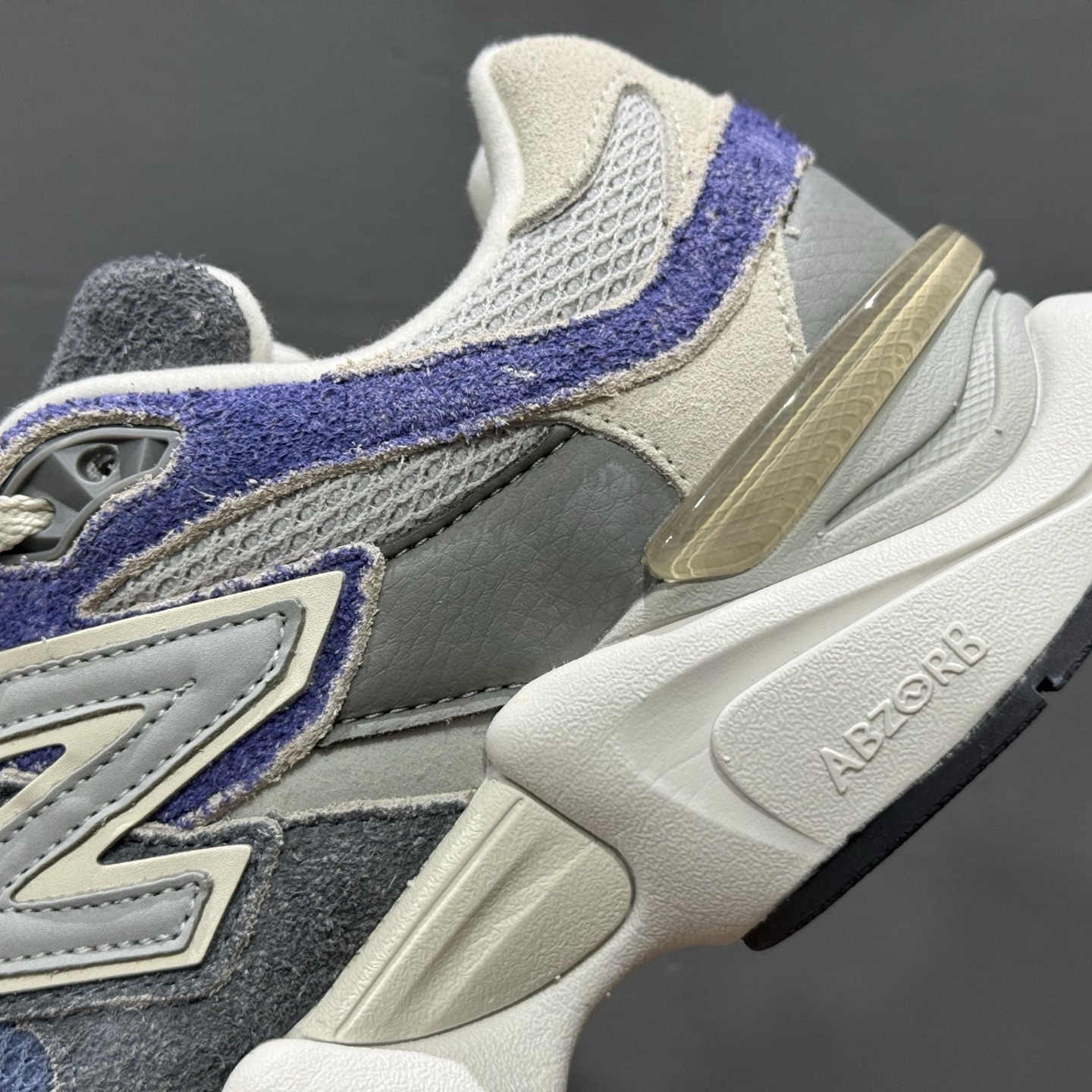 ¥240 纯原 New Balance NB9060 联名款 复古休闲运动慢跑鞋 U9060NTA-Chinese UA Cheap High Quatity Brand Clothes Bags handbags Sneakers wholesale wholesaler seller from China Factory suppliers Fashion Clothing Shoes best Quality Beautiful Price ¥240 纯原 New Balance NB9060 联名款 复古休闲运动慢跑鞋 U9060NTA