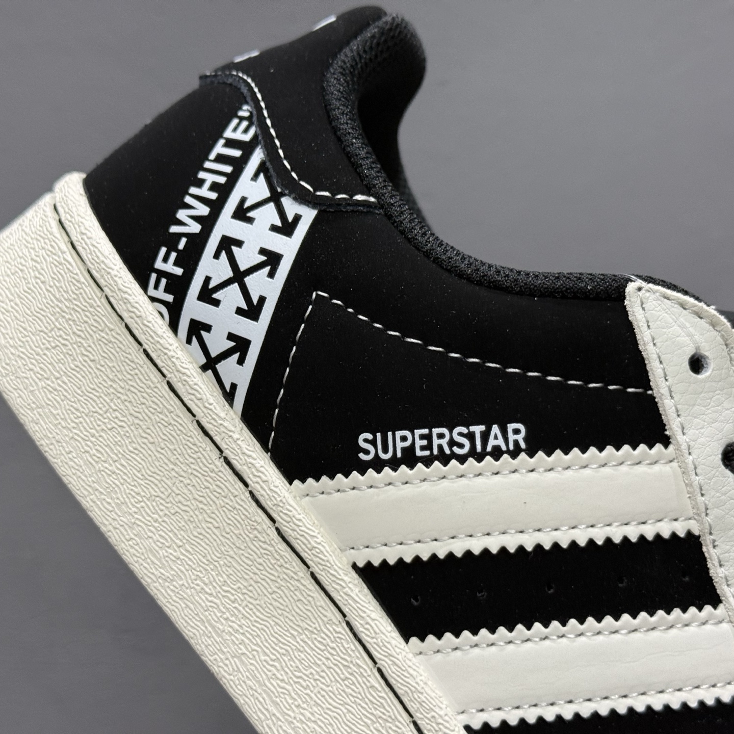 240 独家实拍Adidas Originals Superstar 联名款 经典贝壳头 AD8019-Chinese UA Cheap High Quatity Brand Clothes Bags handbags Sneakers wholesale wholesaler seller from China Factory suppliers Fashion Clothing Shoes best Quality Beautiful Price 240 独家实拍Adidas Originals Superstar 联名款 经典贝壳头 AD8019