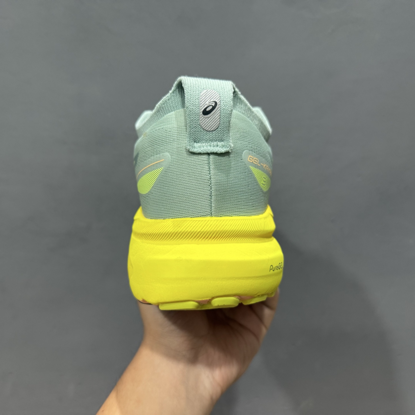 ￥180 Asics Gel-Kayano 31代 运动休闲透气专业跑鞋 1011B929-750