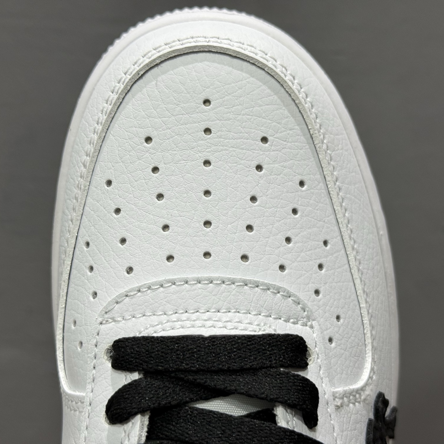 220 Nike Air Force 1 Low 07 白黑十字架 CW2288-111