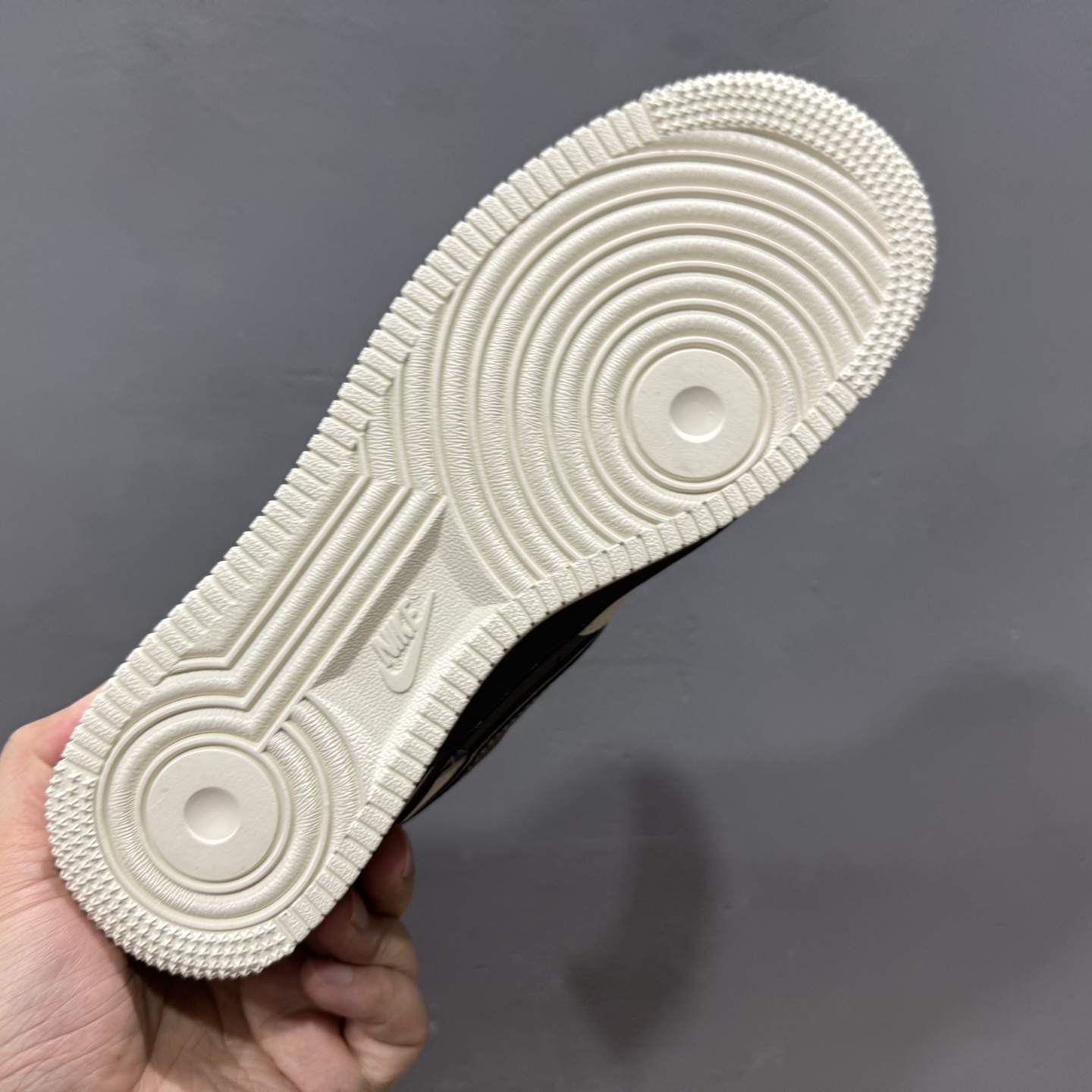 260 Nike Air Force 1 Low 07 x NIKE 白黑小勾满天星 XX3168-206-Chinese UA Cheap High Quatity Brand Clothes Bags handbags Sneakers wholesale wholesaler seller from China Factory suppliers Fashion Clothing Shoes best Quality Beautiful Price 260 Nike Air Force 1 Low 07 x NIKE 白黑小勾满天星 XX3168-206