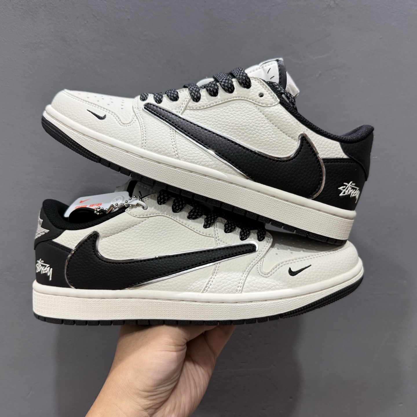 280 Stussy x Air Jordan 1 Low 白黑 ST5696-261-Chinese UA Cheap High Quatity Brand Clothes Bags handbags Sneakers wholesale wholesaler seller from China Factory suppliers Fashion Clothing Shoes best Quality Beautiful Price 280 Stussy x Air Jordan 1 Low 白黑 ST5696-261