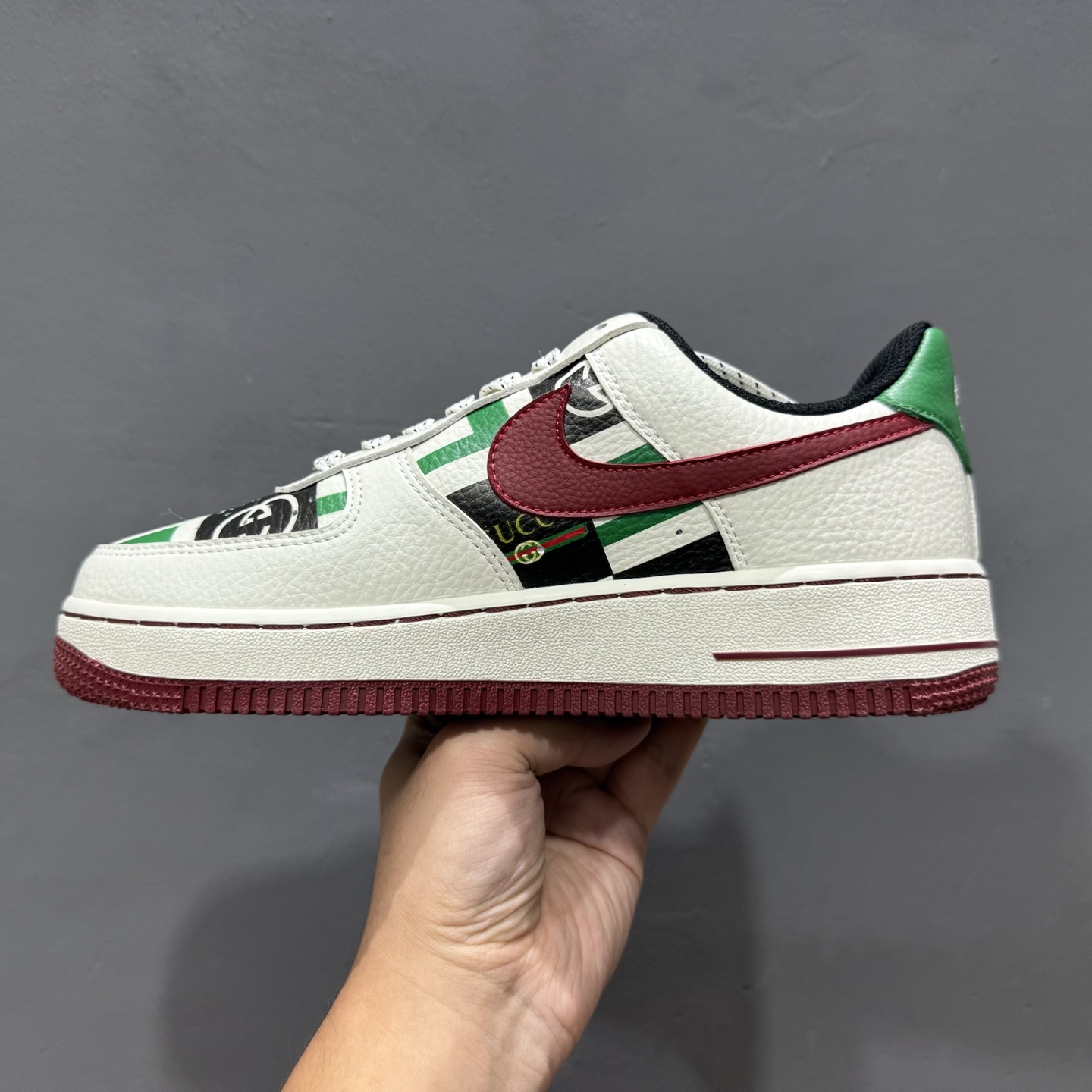 260 Nike Air Force 1 Low 07 x GUCCI 白绿小勾满天星 LW9279-012
