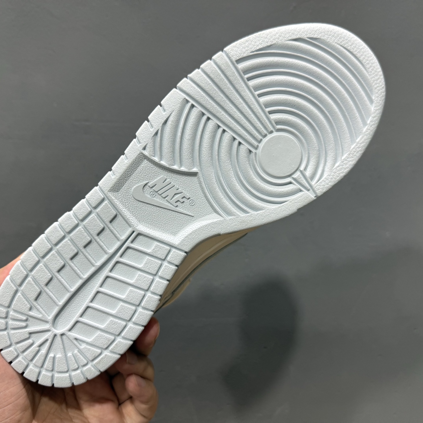 280 Nike Dunk Low 破晓初蓝 破晓蓝 当杏仁白裹住天光初绽的蓝 WB0508-047-Chinese UA Cheap High Quatity Brand Clothes Bags handbags Sneakers wholesale wholesaler seller from China Factory suppliers Fashion Clothing Shoes best Quality Beautiful Price 280 Nike Dunk Low 破晓初蓝 破晓蓝 当杏仁白裹住天光初绽的蓝 WB0508-047