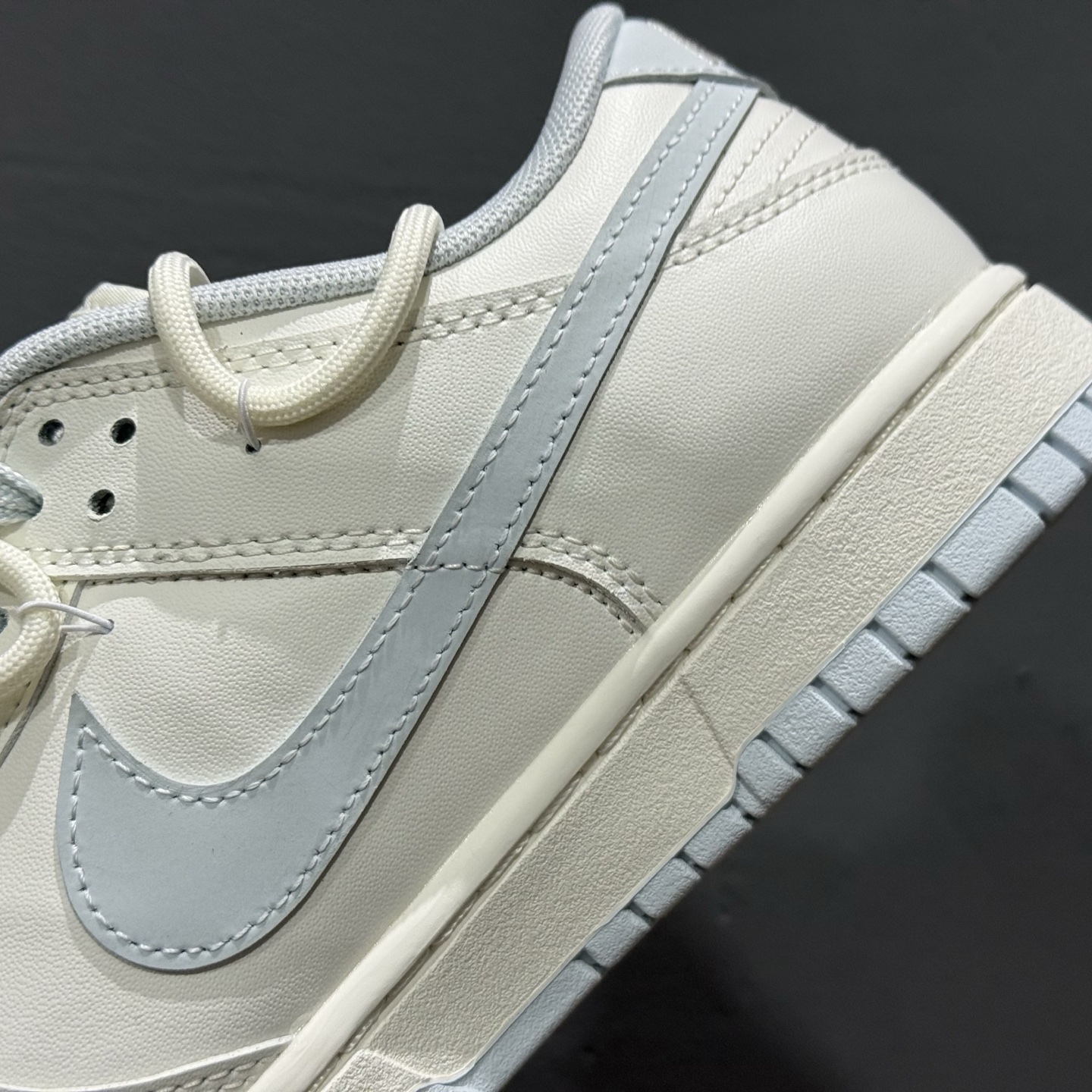 280 Nike Dunk Low 破晓初蓝 破晓蓝 当杏仁白裹住天光初绽的蓝 WB0508-047-Chinese UA Cheap High Quatity Brand Clothes Bags handbags Sneakers wholesale wholesaler seller from China Factory suppliers Fashion Clothing Shoes best Quality Beautiful Price 280 Nike Dunk Low 破晓初蓝 破晓蓝 当杏仁白裹住天光初绽的蓝 WB0508-047