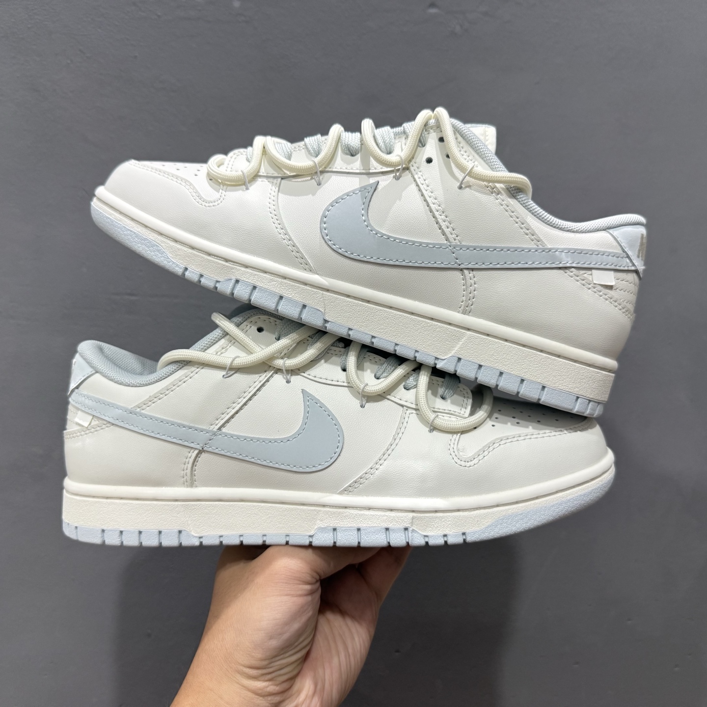 280 Nike Dunk Low 破晓初蓝 破晓蓝 当杏仁白裹住天光初绽的蓝 WB0508-047-Chinese UA Cheap High Quatity Brand Clothes Bags handbags Sneakers wholesale wholesaler seller from China Factory suppliers Fashion Clothing Shoes best Quality Beautiful Price 280 Nike Dunk Low 破晓初蓝 破晓蓝 当杏仁白裹住天光初绽的蓝 WB0508-047
