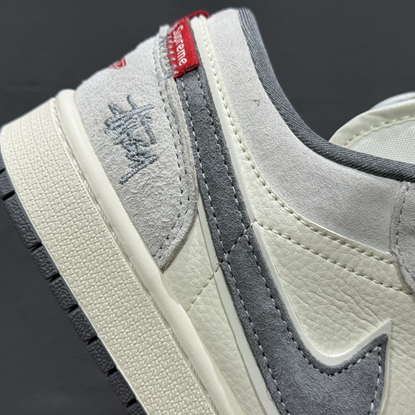 280 Stussy x Air Jordan 1 Low 红标米灰猪八 YX5066-305-Chinese UA Cheap High Quatity Brand Clothes Bags handbags Sneakers wholesale wholesaler seller from China Factory suppliers Fashion Clothing Shoes best Quality Beautiful Price 280 Stussy x Air Jordan 1 Low 红标米灰猪八 YX5066-305