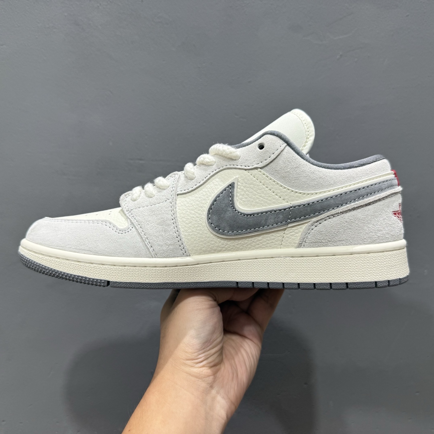 280 Stussy x Air Jordan 1 Low 红标米灰猪八 YX5066-305-Chinese UA Cheap High Quatity Brand Clothes Bags handbags Sneakers wholesale wholesaler seller from China Factory suppliers Fashion Clothing Shoes best Quality Beautiful Price 280 Stussy x Air Jordan 1 Low 红标米灰猪八 YX5066-305