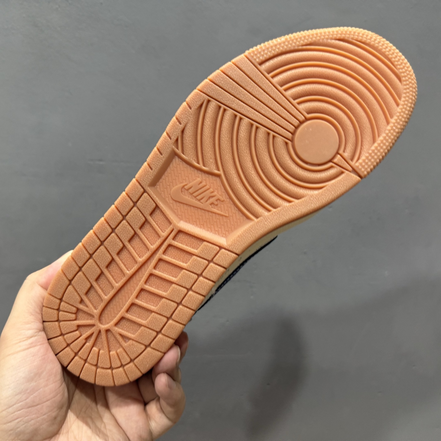 280 KAWS x Air Jordan 1 Low 双蓝生胶 ZH2598-164-Chinese UA Cheap High Quatity Brand Clothes Bags handbags Sneakers wholesale wholesaler seller from China Factory suppliers Fashion Clothing Shoes best Quality Beautiful Price 280 KAWS x Air Jordan 1 Low 双蓝生胶 ZH2598-164