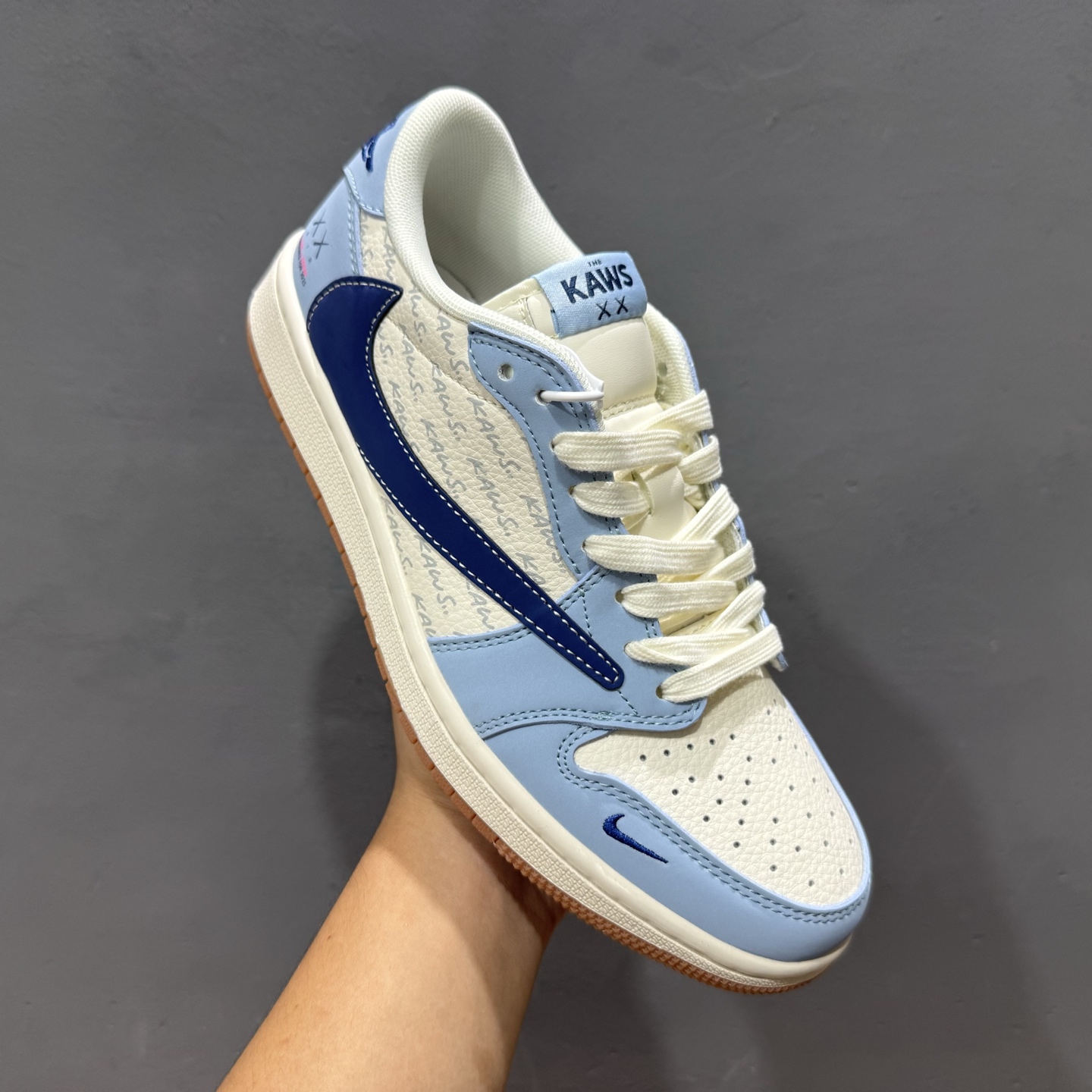 280 KAWS x Air Jordan 1 Low 双蓝生胶 ZH2598-164-Chinese UA Cheap High Quatity Brand Clothes Bags handbags Sneakers wholesale wholesaler seller from China Factory suppliers Fashion Clothing Shoes best Quality Beautiful Price 280 KAWS x Air Jordan 1 Low 双蓝生胶 ZH2598-164