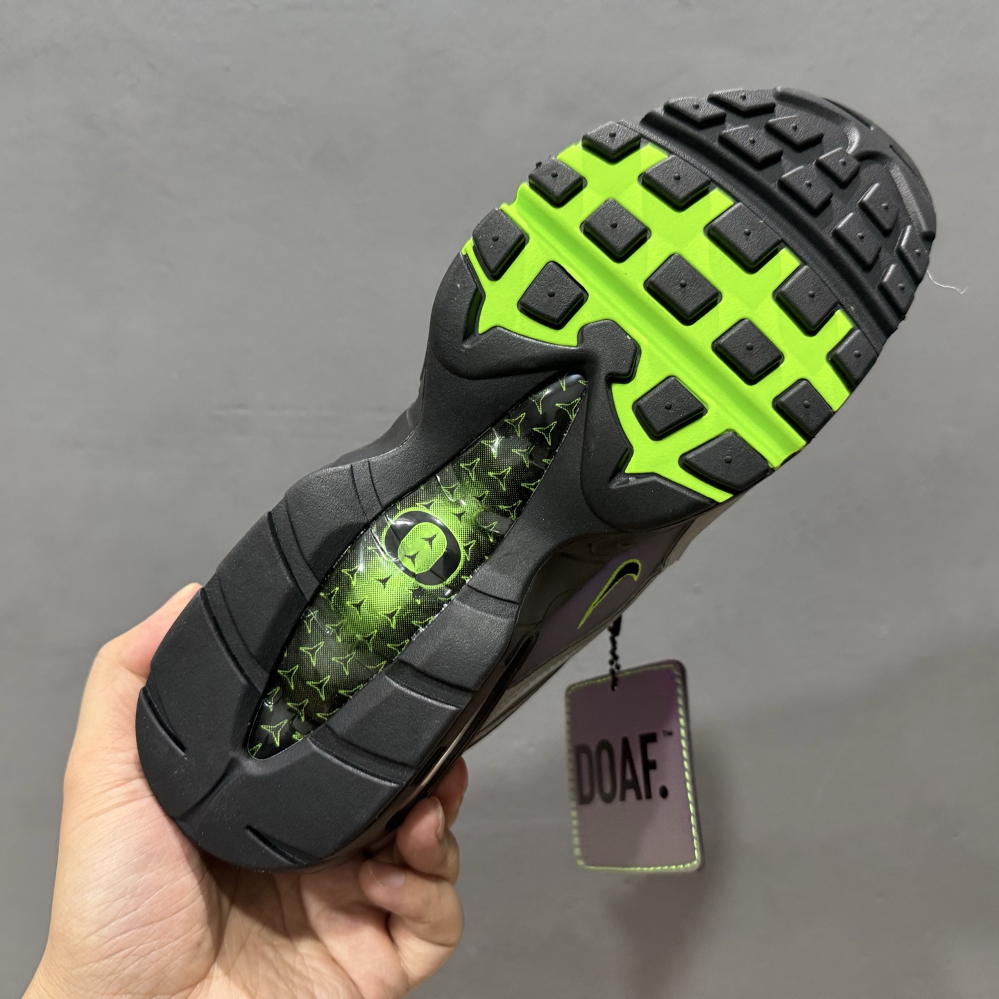 240 Division Street x Nike Air Max 9597 灰黑纯原版本复古休闲跑步鞋 IM2174-001