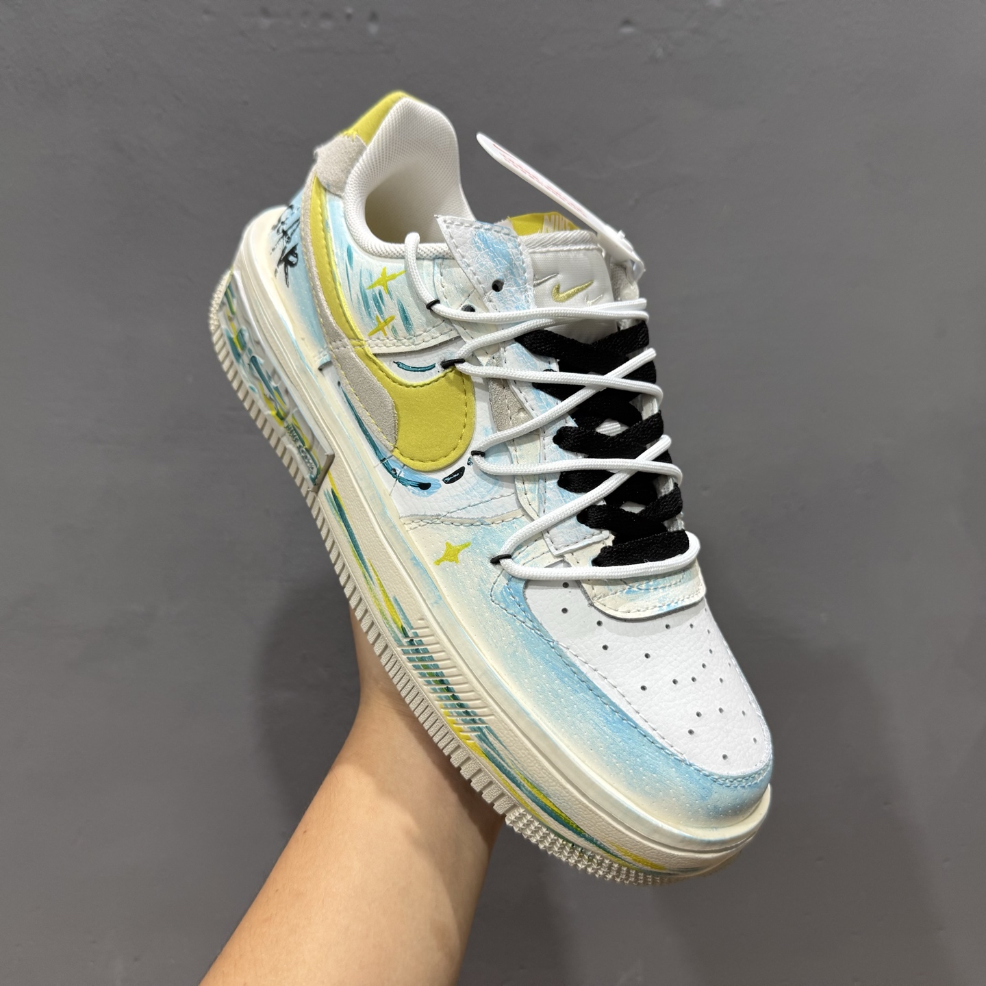 260 Nike Air Force 1'07 Low ”Y B Stars” 手绘涂鸦 黄蓝星星 空军一号低帮休闲板鞋 DV6984-011