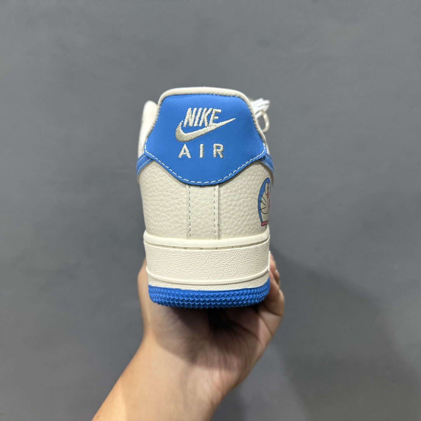 260 NIke Air Force 1 ‘07 Low “哆唻A梦”空军一号 低帮 运动鞋 KK1988-089