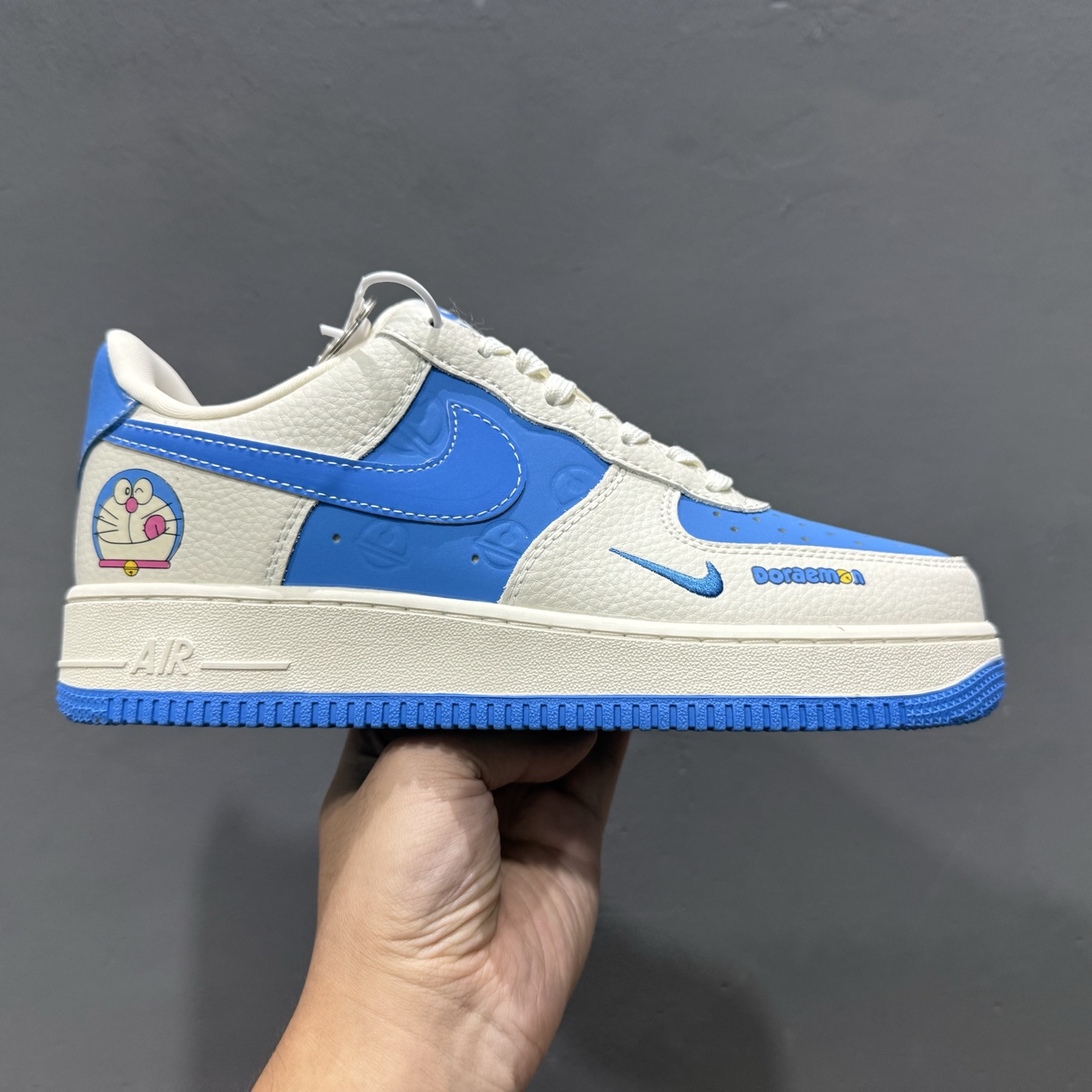 260 NIke Air Force 1 ‘07 Low “哆唻A梦”空军一号 低帮 运动鞋 KK1988-089
