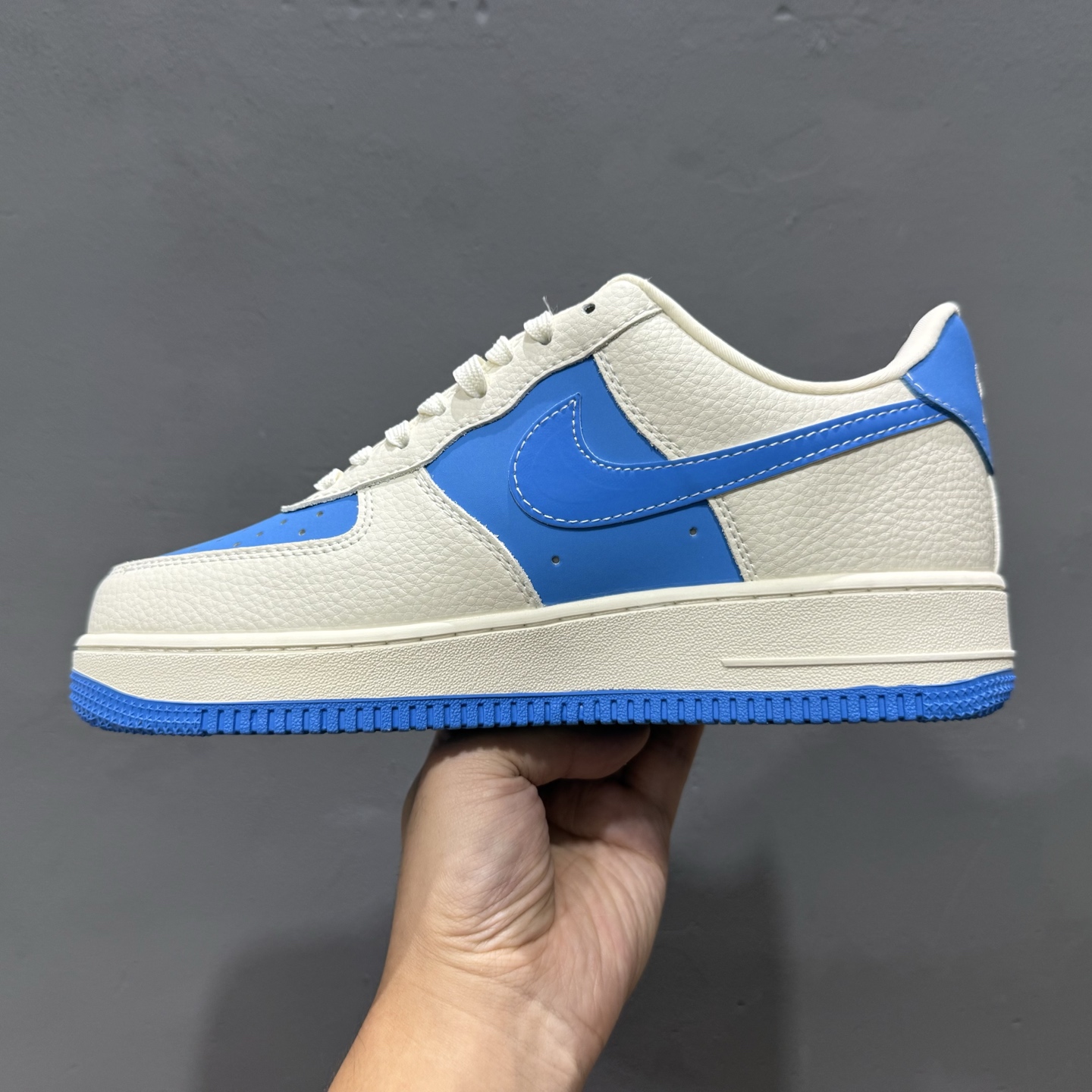 260 NIke Air Force 1 ‘07 Low “哆唻A梦”空军一号 低帮 运动鞋 KK1988-089