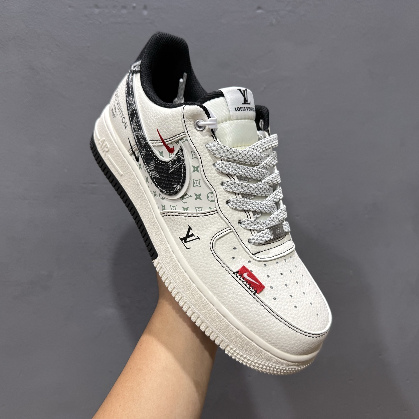 ¥260 Nike Air Force 1'07 Low LV联名 双拼黑牛仔 空军一号低帮休闲板鞋 YX5066-341-Chinese UA Cheap High Quatity Brand Clothes Bags handbags Sneakers wholesale wholesaler seller from China Factory suppliers Fashion Clothing Shoes best Quality Beautiful Price ¥260 Nike Air Force 1'07 Low LV联名 双拼黑牛仔 空军一号低帮休闲板鞋 YX5066-341