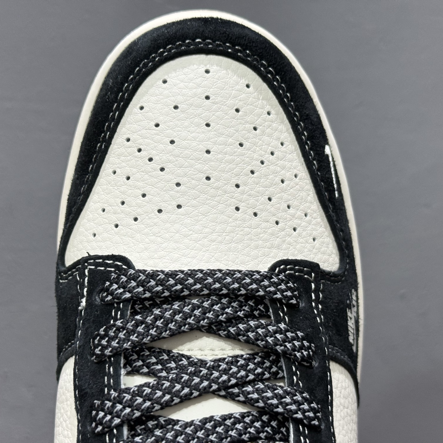 220 XC版Nike SB Dunk Low Supreme联名 MM1089-020