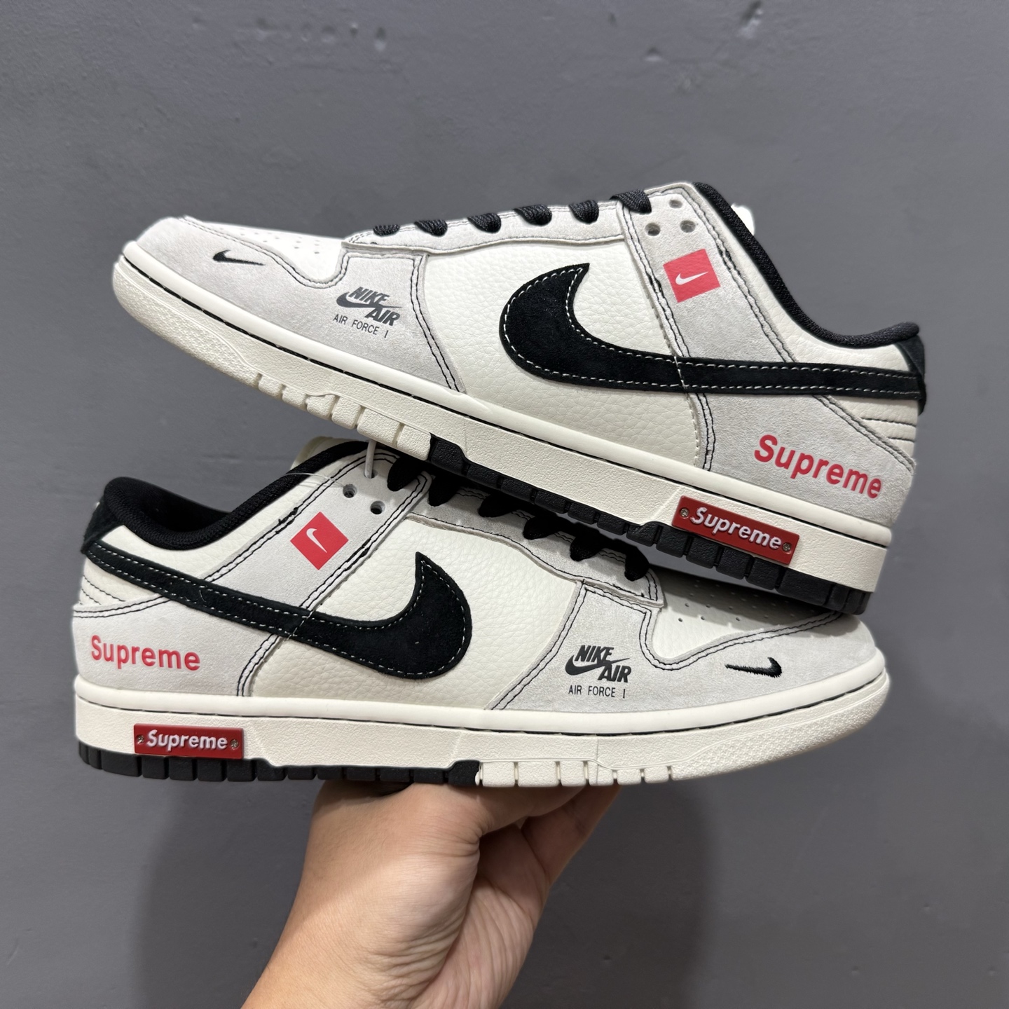 220 Nike SB Dunk Low Supreme联名 MM1089-019-Chinese UA Cheap High Quatity Brand Clothes Bags handbags Sneakers wholesale wholesaler seller from China Factory suppliers Fashion Clothing Shoes best Quality Beautiful Price 220 Nike SB Dunk Low Supreme联名 MM1089-019