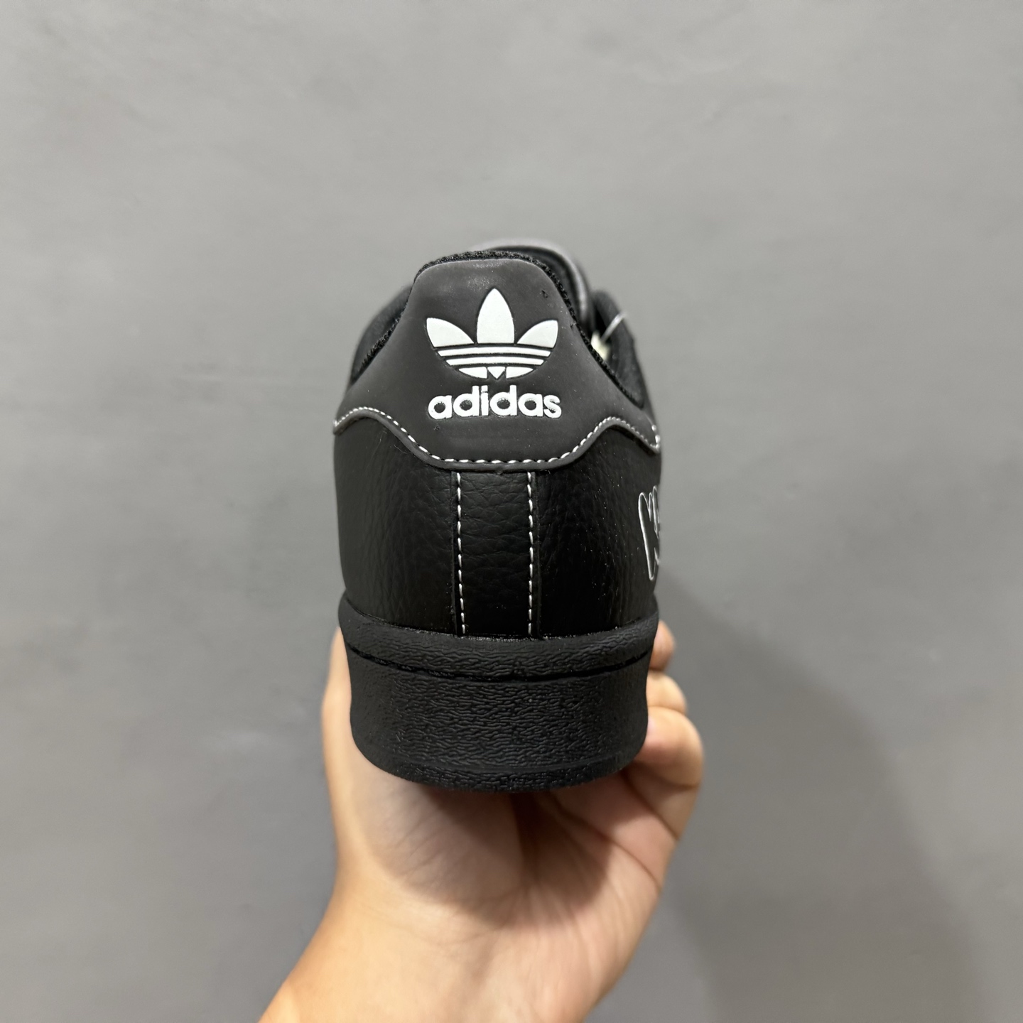 240 ＃纯原 CLOT x AD Originals Supertar#贝壳头KAWS联名限定 贴合柔软皮料蓝绿橙三道杠配色 BZ2533