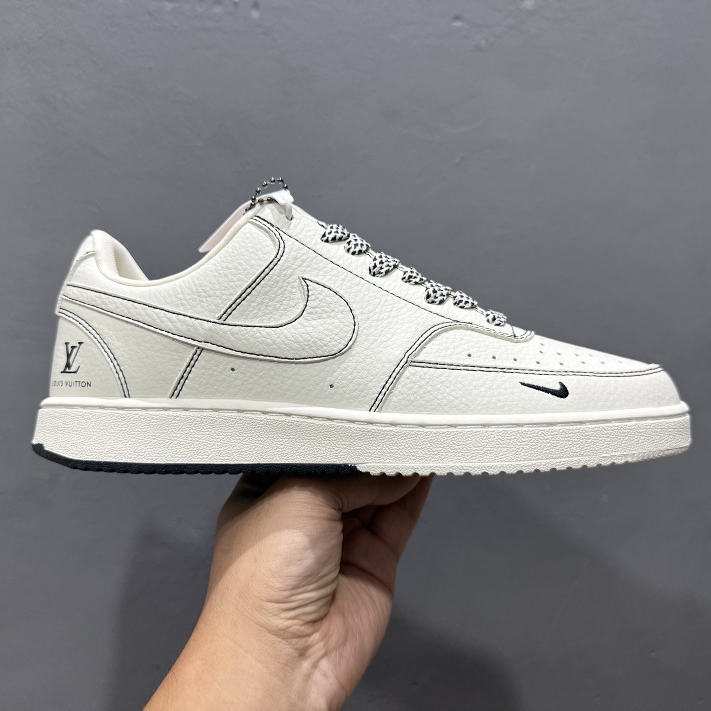 260 Nike Air Force 1'07 LV 联名 米白黑 CS5288-016