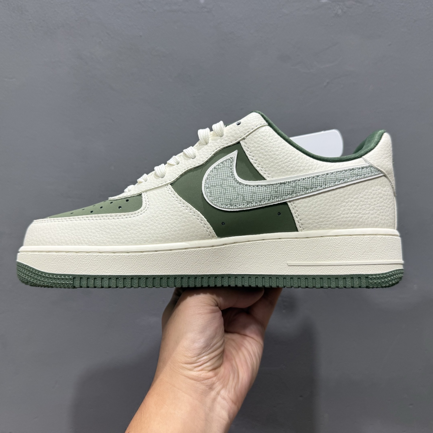 260 Nike Air Force 1'07 GUCCI 联名 白绿 KK1988-095