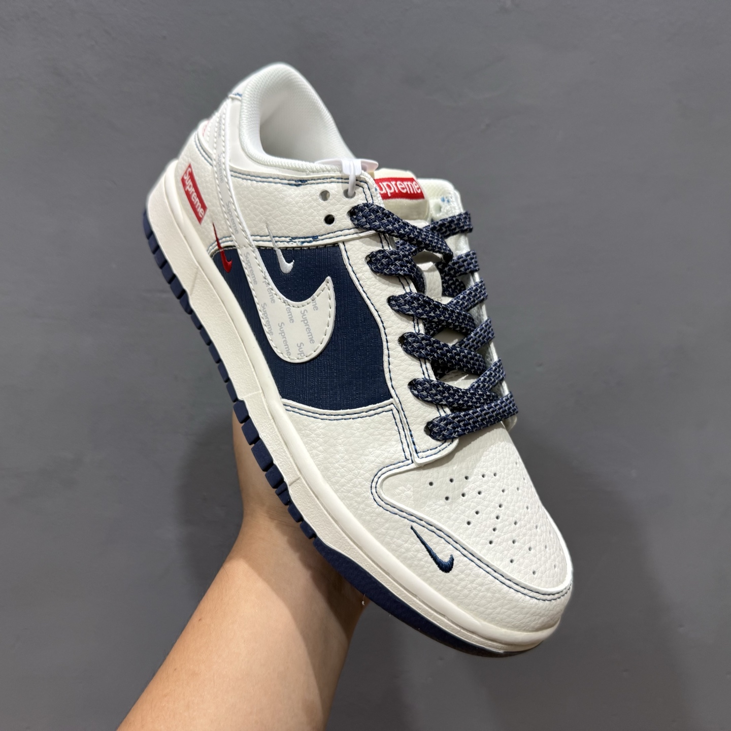 280 Nike SB Dunk Low“ Supreme联名-夜幕蓝印花” 周年高端定制 低帮休闲板鞋 JP1628-009-Chinese UA Cheap High Quatity Brand Clothes Bags handbags Sneakers wholesale wholesaler seller from China Factory suppliers Fashion Clothing Shoes best Quality Beautiful Price 280 Nike SB Dunk Low“ Supreme联名-夜幕蓝印花” 周年高端定制 低帮休闲板鞋 JP1628-009