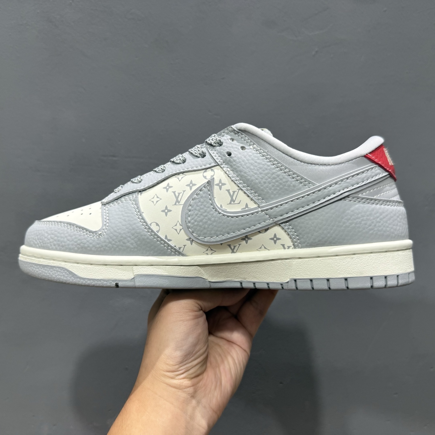 280 SC版Nike SB Dunk Low x Louis Vuitton 灰白 SC9207-426