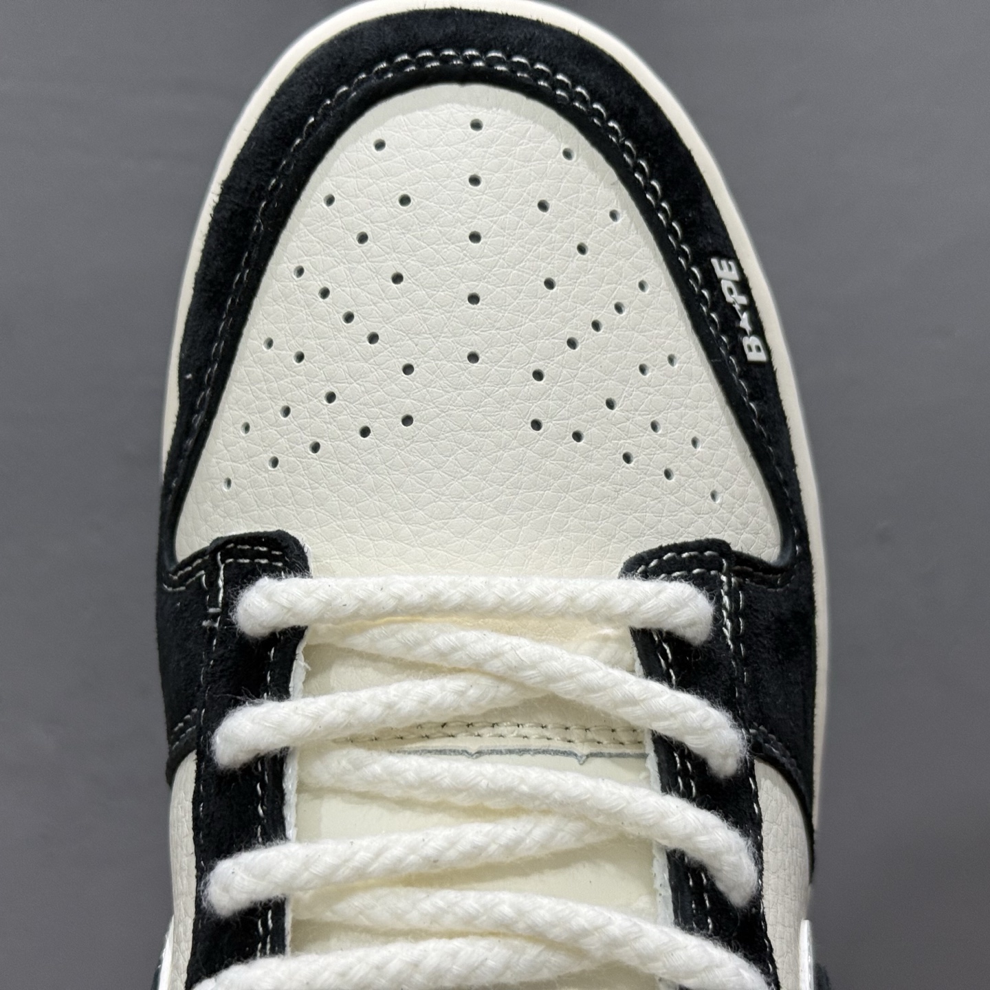 220 XC版Nike SB Dunk Low 猿人头联名 MM1089-018-Chinese UA Cheap High Quatity Brand Clothes Bags handbags Sneakers wholesale wholesaler seller from China Factory suppliers Fashion Clothing Shoes best Quality Beautiful Price 220 XC版Nike SB Dunk Low 猿人头联名 MM1089-018