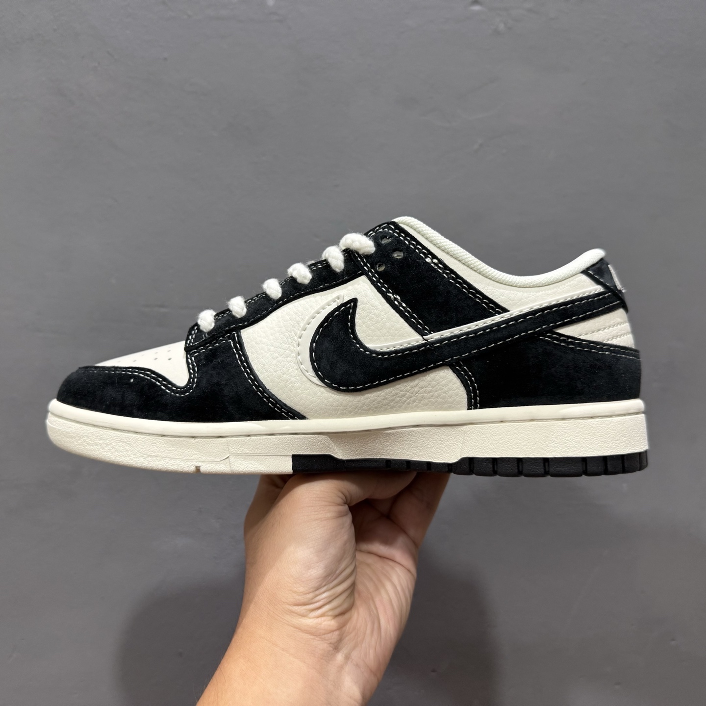 220 XC版Nike SB Dunk Low 猿人头联名 MM1089-018-Chinese UA Cheap High Quatity Brand Clothes Bags handbags Sneakers wholesale wholesaler seller from China Factory suppliers Fashion Clothing Shoes best Quality Beautiful Price 220 XC版Nike SB Dunk Low 猿人头联名 MM1089-018