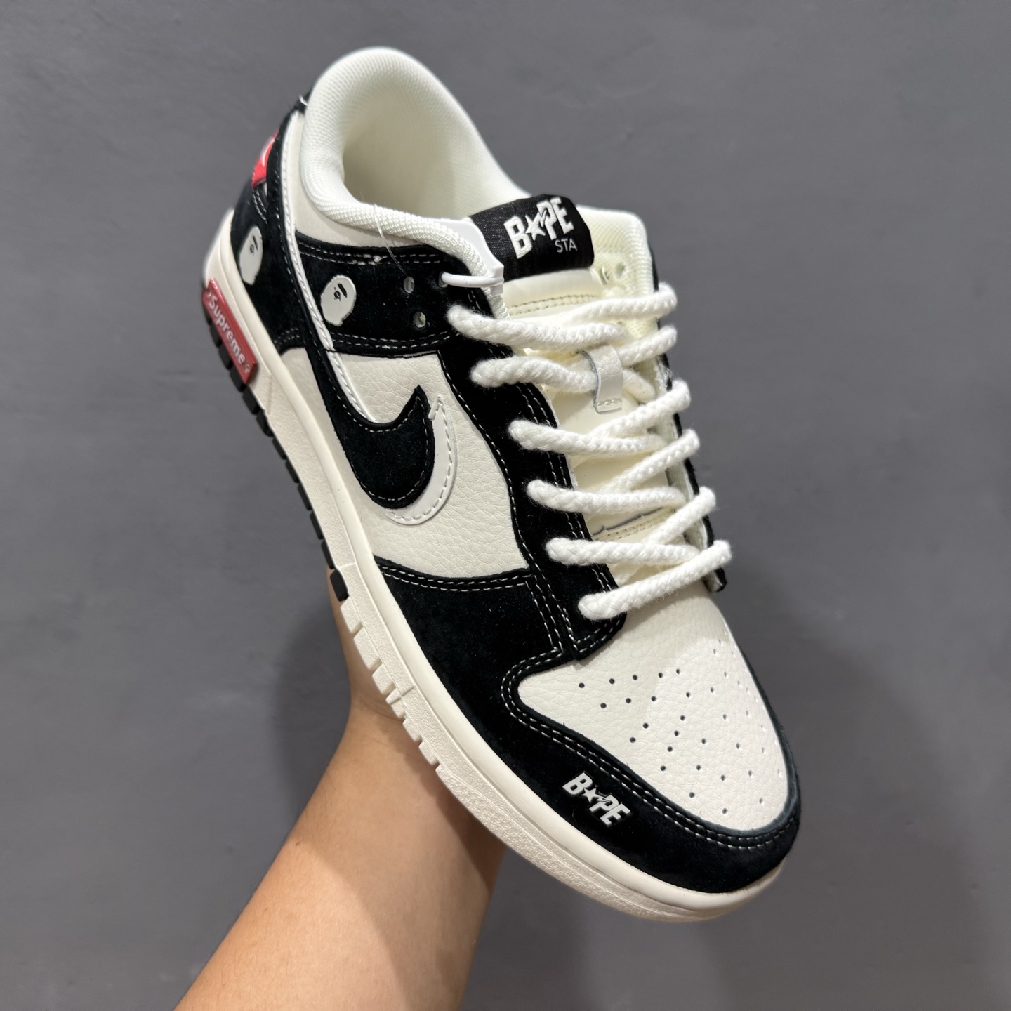 220 XC版Nike SB Dunk Low 猿人头联名 MM1089-018-Chinese UA Cheap High Quatity Brand Clothes Bags handbags Sneakers wholesale wholesaler seller from China Factory suppliers Fashion Clothing Shoes best Quality Beautiful Price 220 XC版Nike SB Dunk Low 猿人头联名 MM1089-018