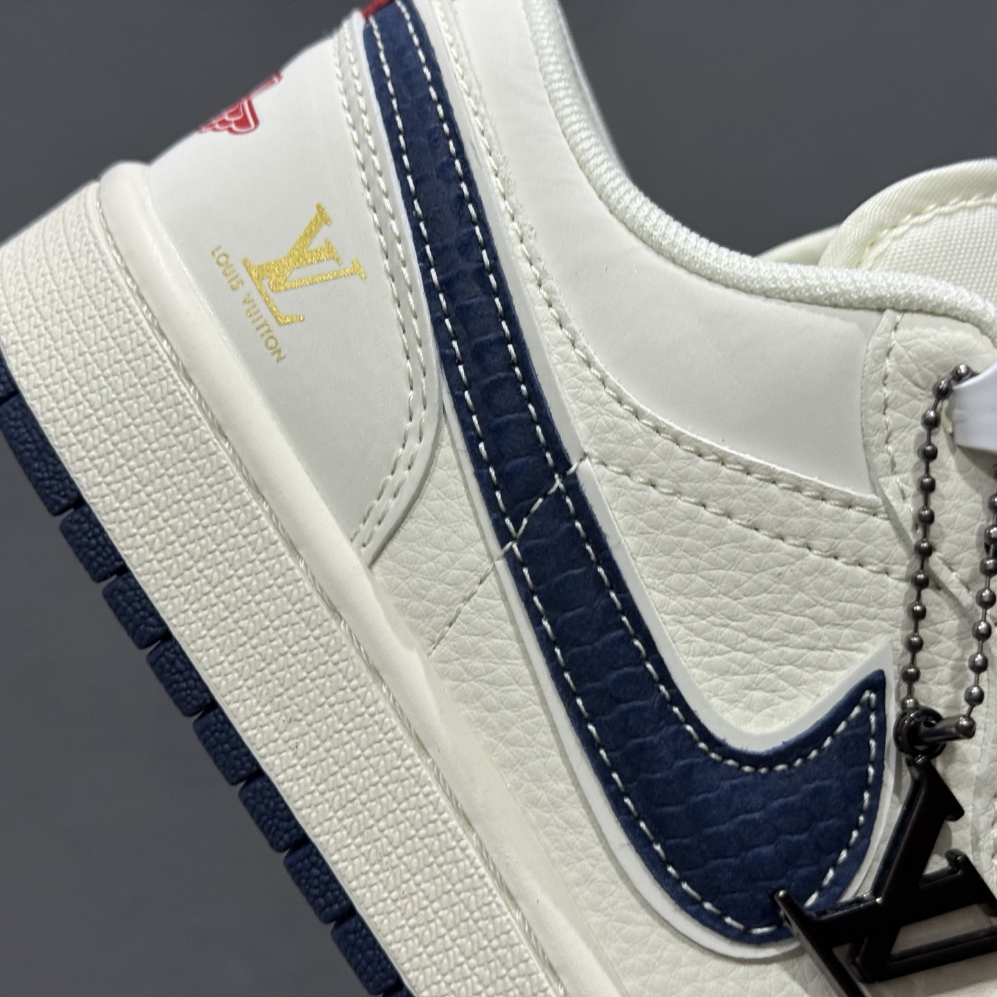 280 Air Jordan 1 Low AJ1 乔1LV 联名 蓝鳞勾 高端定制 低帮复古篮球鞋 XX3168-171