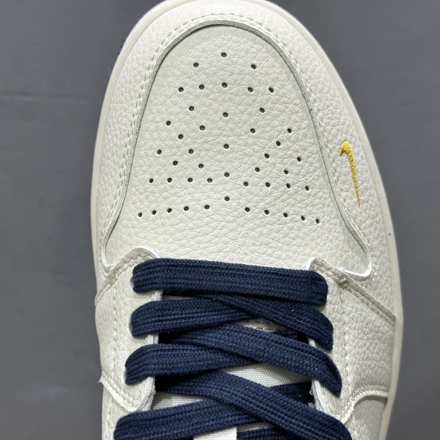 280 Air Jordan 1 Low AJ1 乔1LV 联名 蓝鳞勾 高端定制 低帮复古篮球鞋 XX3168-171