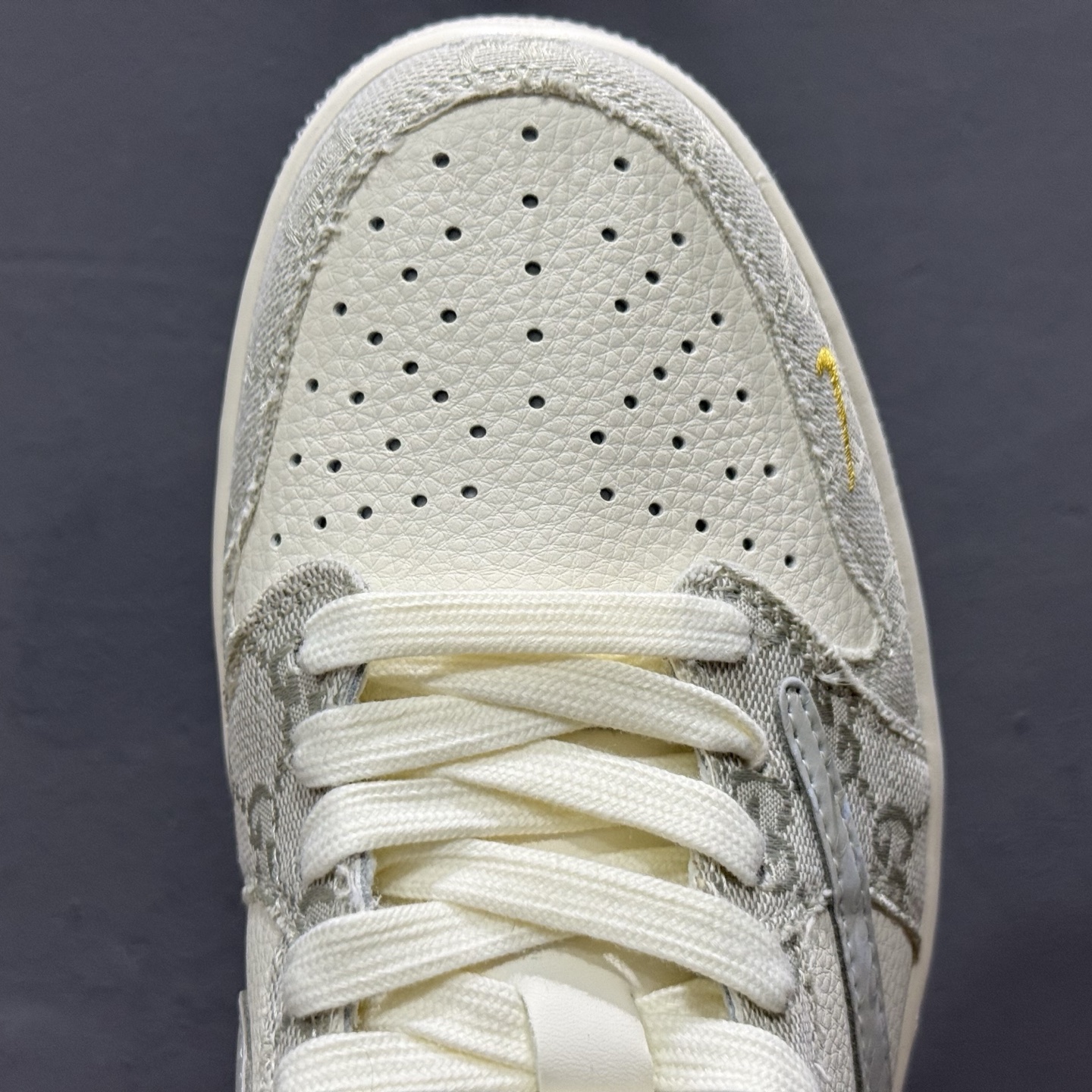 280 Travis Scott x Fragment Design × Air Jordan 1 Low OG SP AJ1 乔1古 驰联名 烟灰帆布 低帮文化休闲板鞋 XS7089-604-Chinese UA Cheap High Quatity Brand Clothes Bags handbags Sneakers wholesale wholesaler seller from China Factory suppliers Fashion Clothing Shoes best Quality Beautiful Price 280 Travis Scott x Fragment Design × Air Jordan 1 Low OG SP AJ1 乔1古 驰联名 烟灰帆布 低帮文化休闲板鞋 XS7089-604