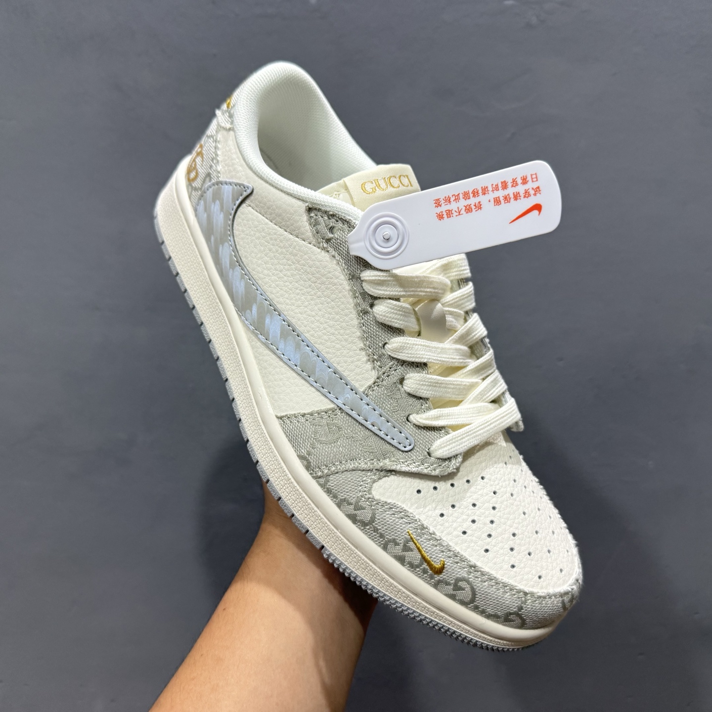 280 Travis Scott x Fragment Design × Air Jordan 1 Low OG SP AJ1 乔1古 驰联名 烟灰帆布 低帮文化休闲板鞋 XS7089-604-Chinese UA Cheap High Quatity Brand Clothes Bags handbags Sneakers wholesale wholesaler seller from China Factory suppliers Fashion Clothing Shoes best Quality Beautiful Price 280 Travis Scott x Fragment Design × Air Jordan 1 Low OG SP AJ1 乔1古 驰联名 烟灰帆布 低帮文化休闲板鞋 XS7089-604