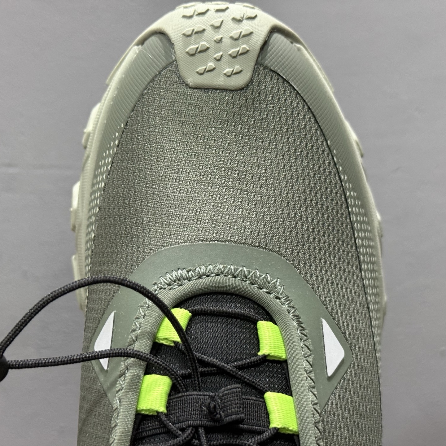 300 DESCENTE BOA 迪桑特 运动慢跑鞋 透气针织鞋面-Chinese UA Cheap High Quatity Brand Clothes Bags handbags Sneakers wholesale wholesaler seller from China Factory suppliers Fashion Clothing Shoes best Quality Beautiful Price 300 DESCENTE BOA 迪桑特 运动慢跑鞋 透气针织鞋面