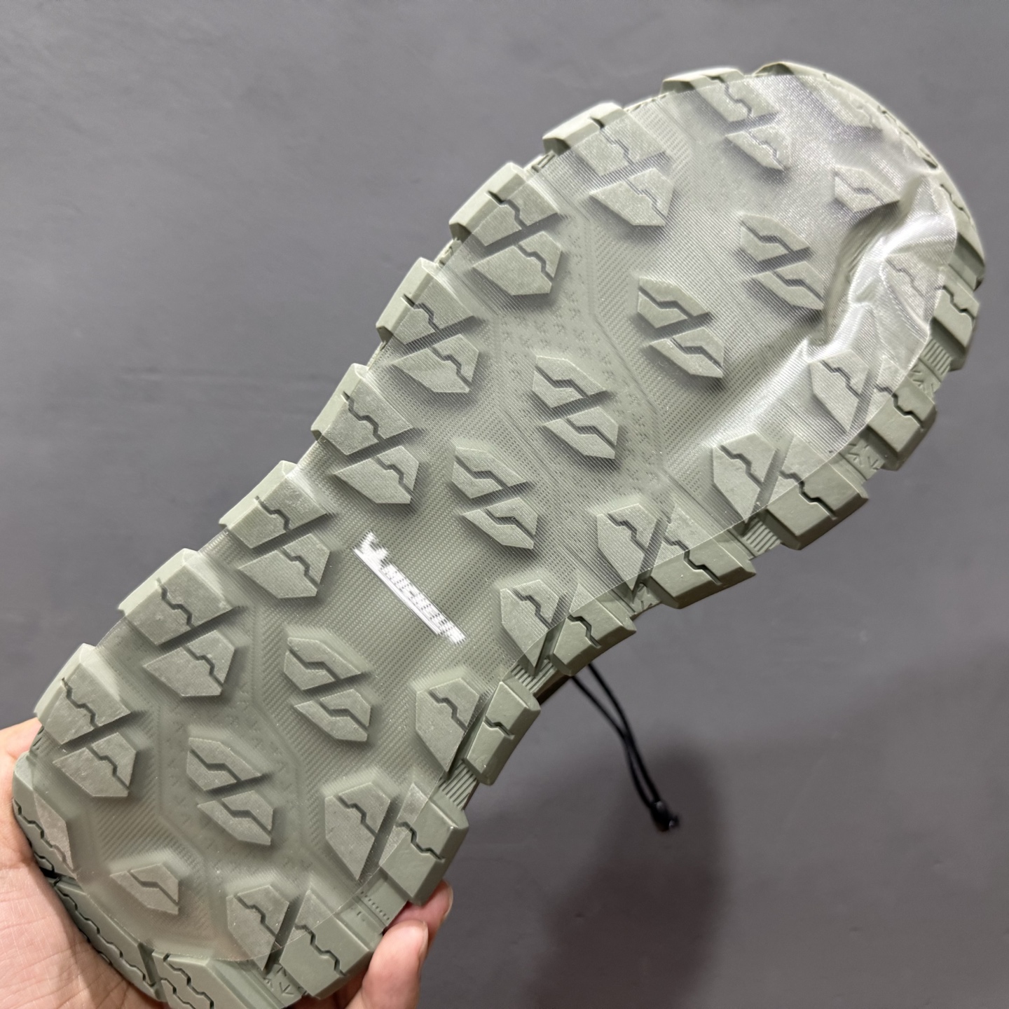 300 DESCENTE BOA 迪桑特 运动慢跑鞋 透气针织鞋面-Chinese UA Cheap High Quatity Brand Clothes Bags handbags Sneakers wholesale wholesaler seller from China Factory suppliers Fashion Clothing Shoes best Quality Beautiful Price 300 DESCENTE BOA 迪桑特 运动慢跑鞋 透气针织鞋面