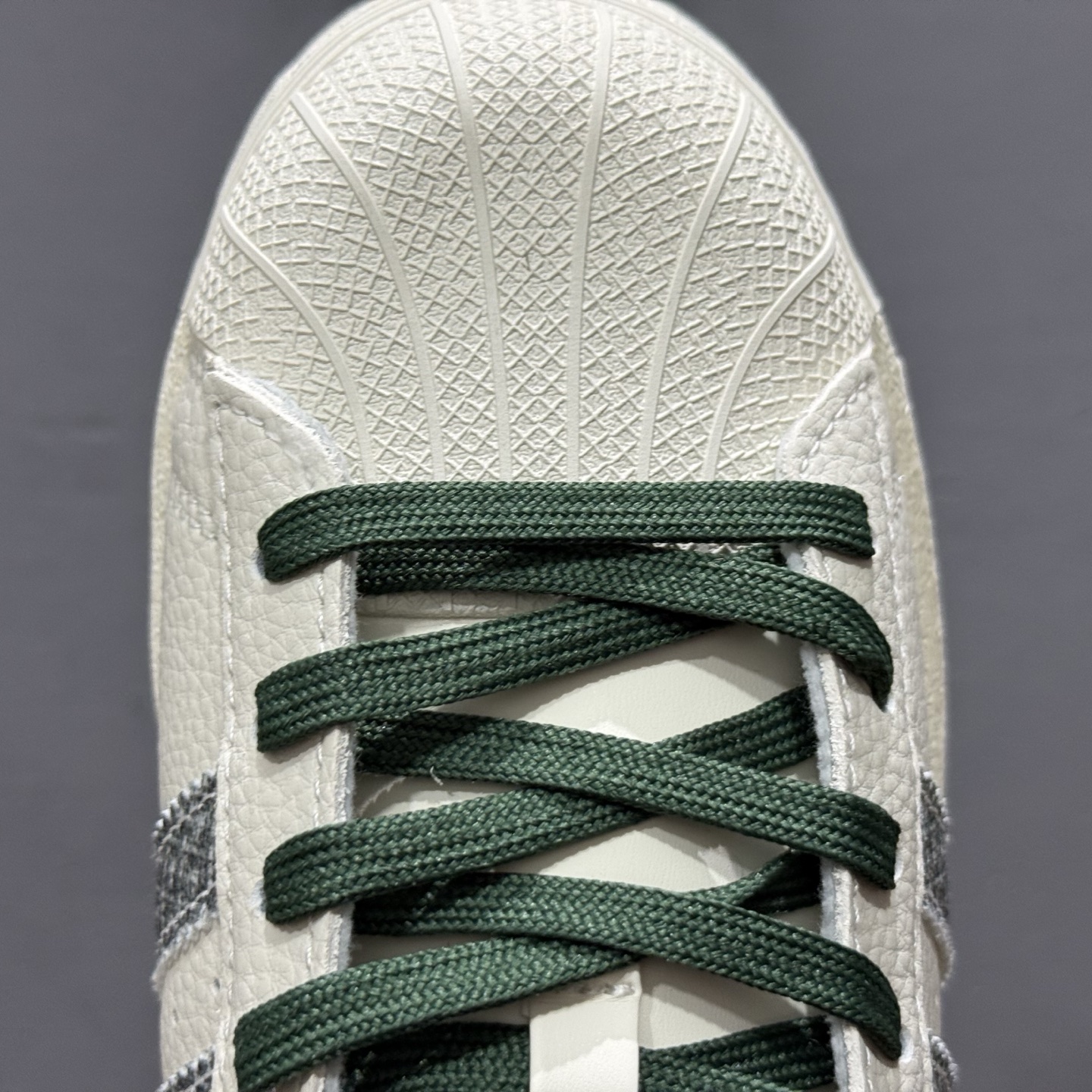 240 ＃纯原 CLOT x AD Originals Superstar 贝壳头斯图西联名限定 贴合柔软皮料白绿配色 AD8017