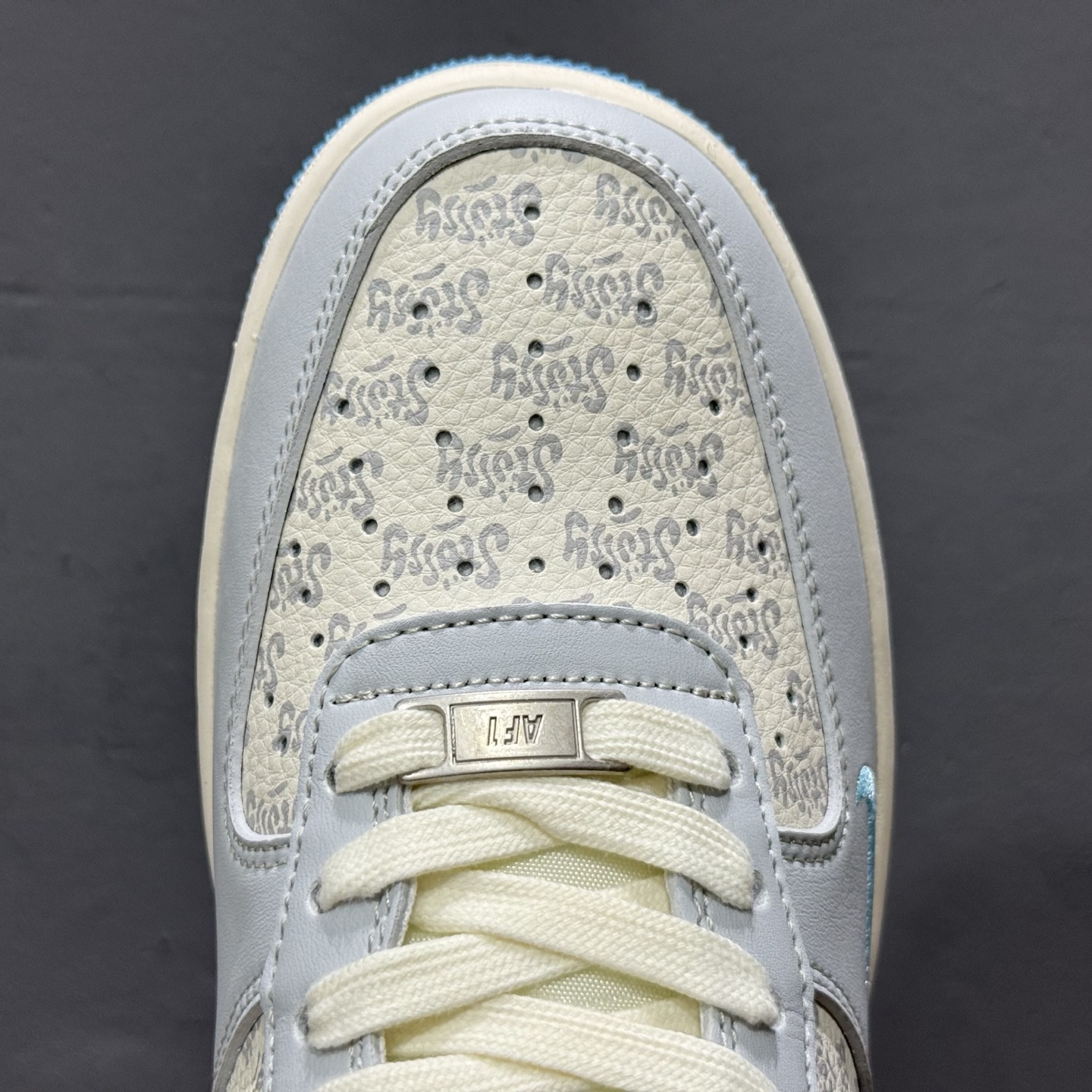 260 Nike Air Force 1'07 斯图西 联名 灰白蓝 JJ2508-717-Chinese UA Cheap High Quatity Brand Clothes Bags handbags Sneakers wholesale wholesaler seller from China Factory suppliers Fashion Clothing Shoes best Quality Beautiful Price 260 Nike Air Force 1'07 斯图西 联名 灰白蓝 JJ2508-717