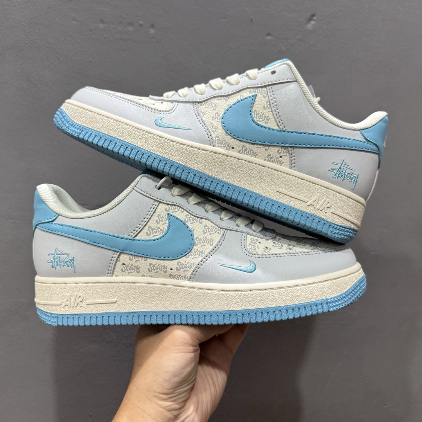 260 Nike Air Force 1'07 斯图西 联名 灰白蓝 JJ2508-717-Chinese UA Cheap High Quatity Brand Clothes Bags handbags Sneakers wholesale wholesaler seller from China Factory suppliers Fashion Clothing Shoes best Quality Beautiful Price 260 Nike Air Force 1'07 斯图西 联名 灰白蓝 JJ2508-717