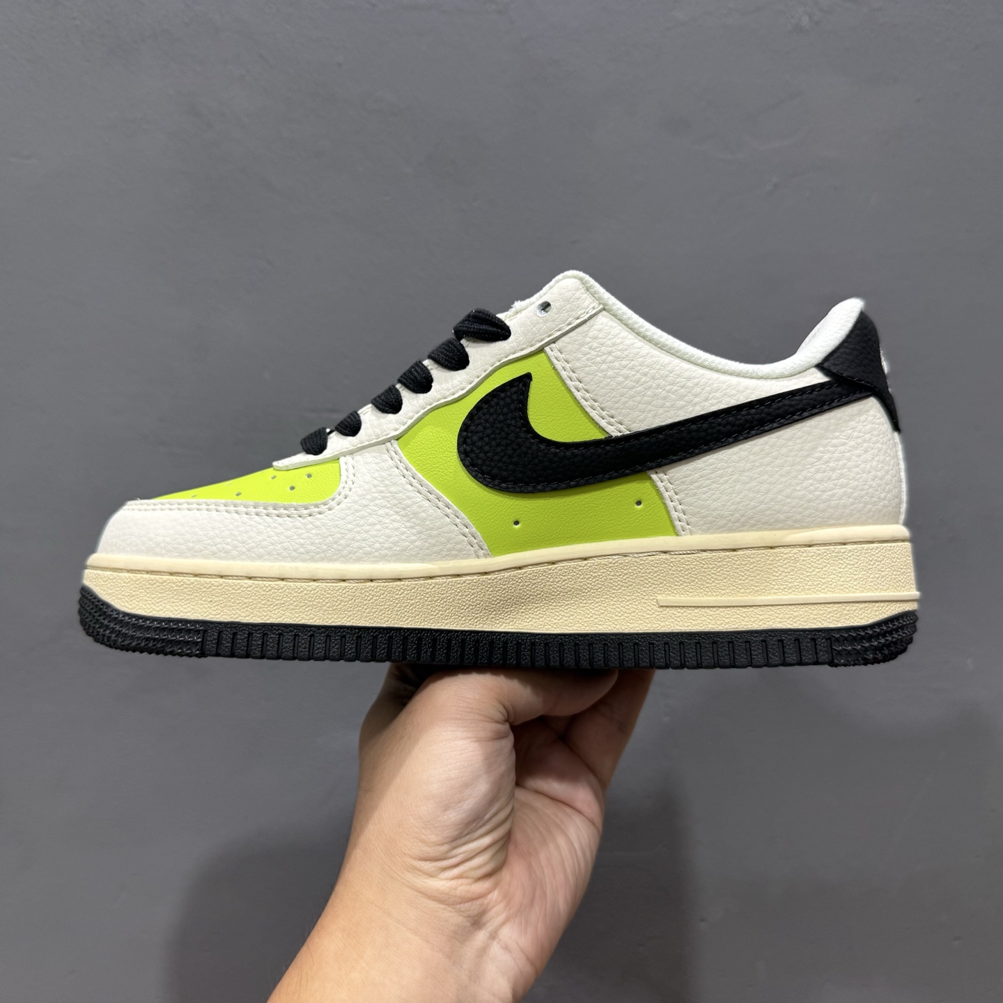 260 独家实拍Nike Air Force 1‘07 Low 斯图西联名 双拼米蓝 空军一号低帮休闲板鞋 QW5836-009